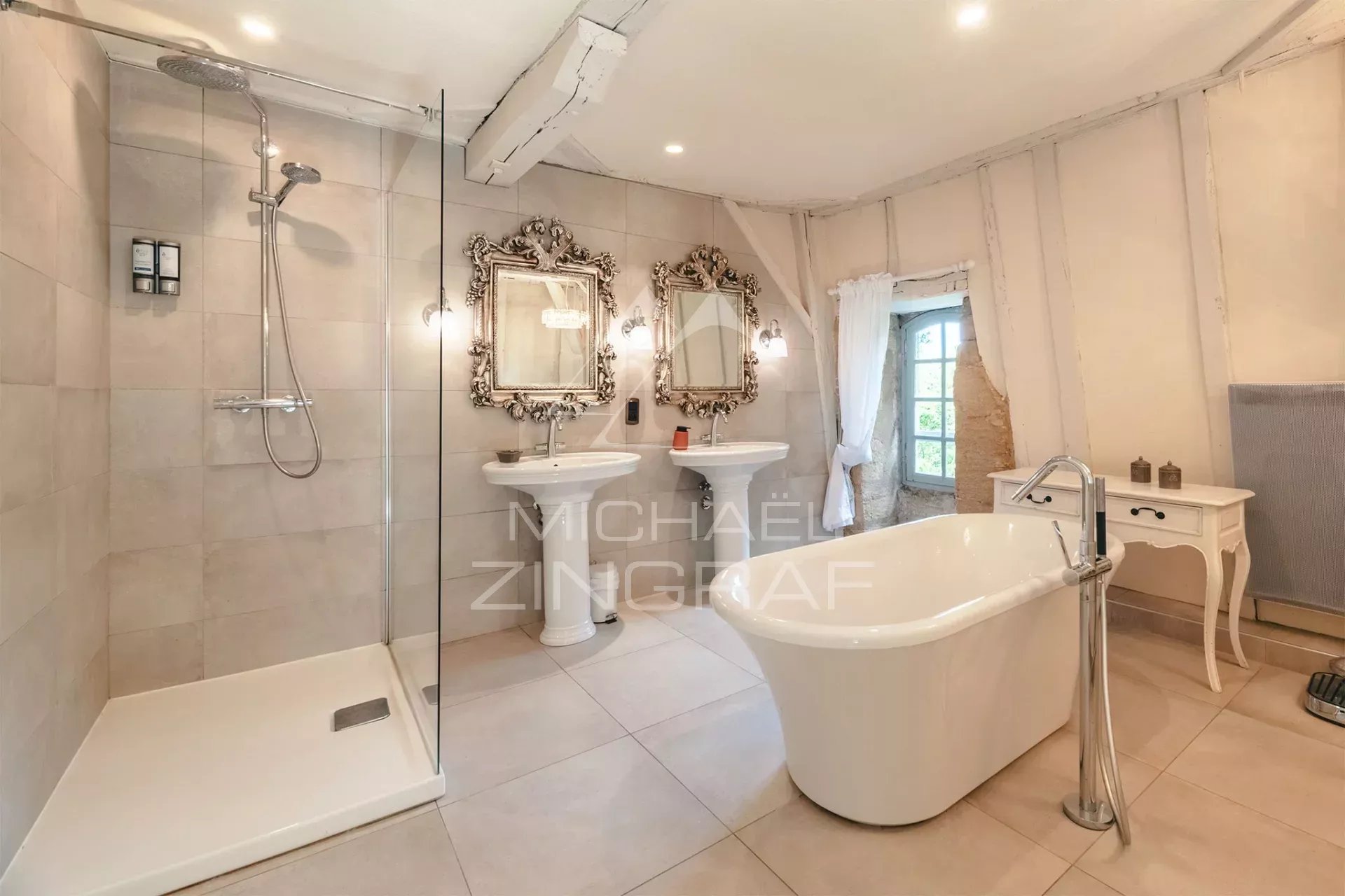 Außergewöhnliches Anwesen im grünen Périgord