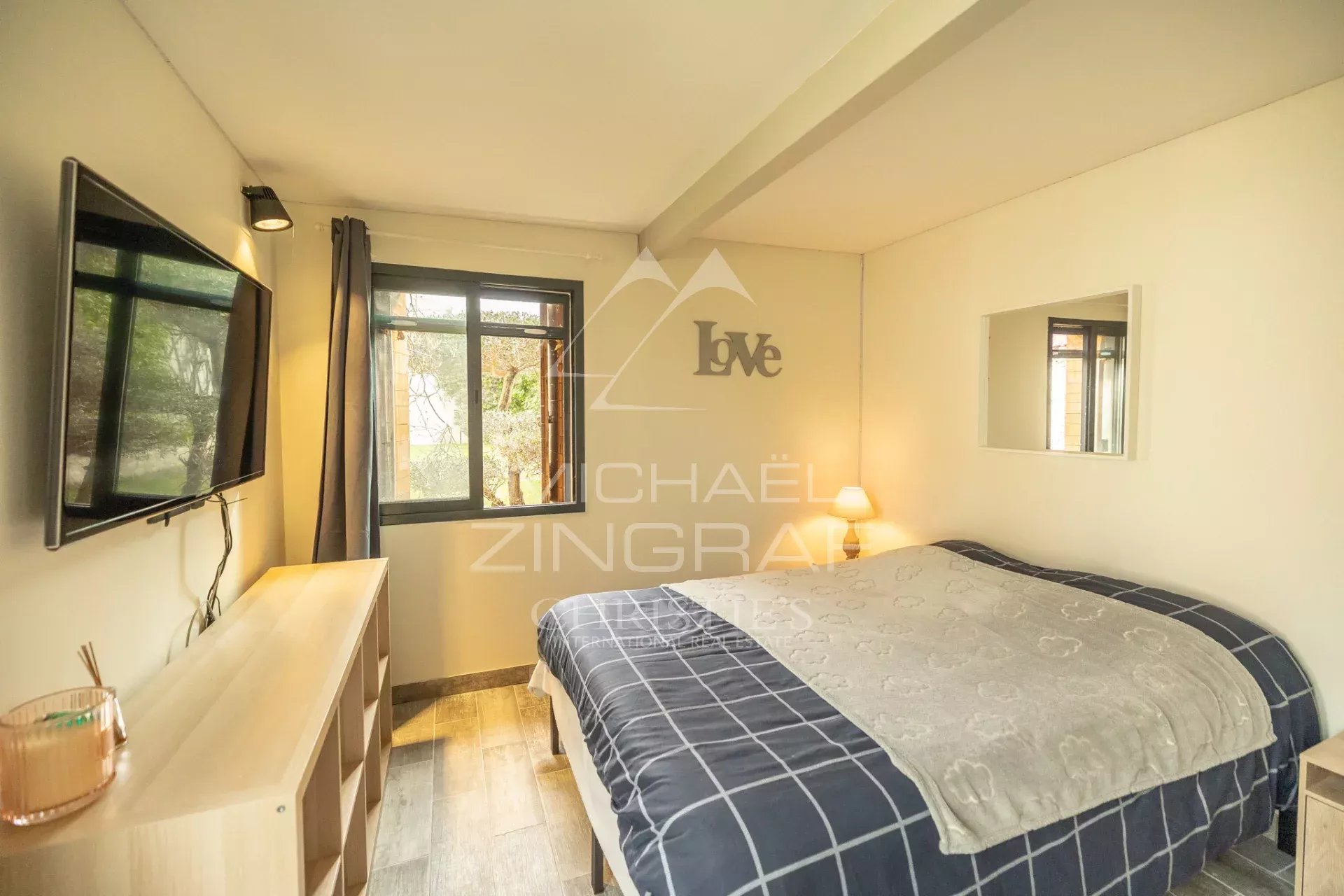 Villa contemporaine aux prestations soignées