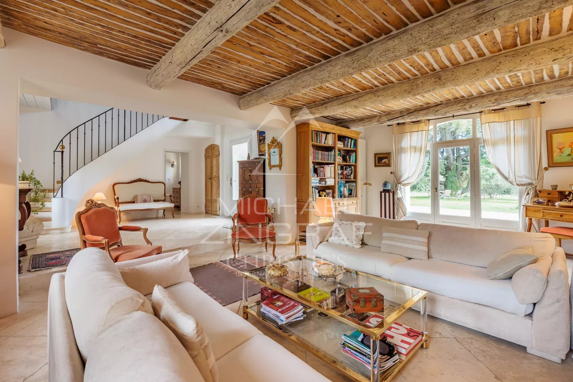 Propriété rare à la vente - mas renové