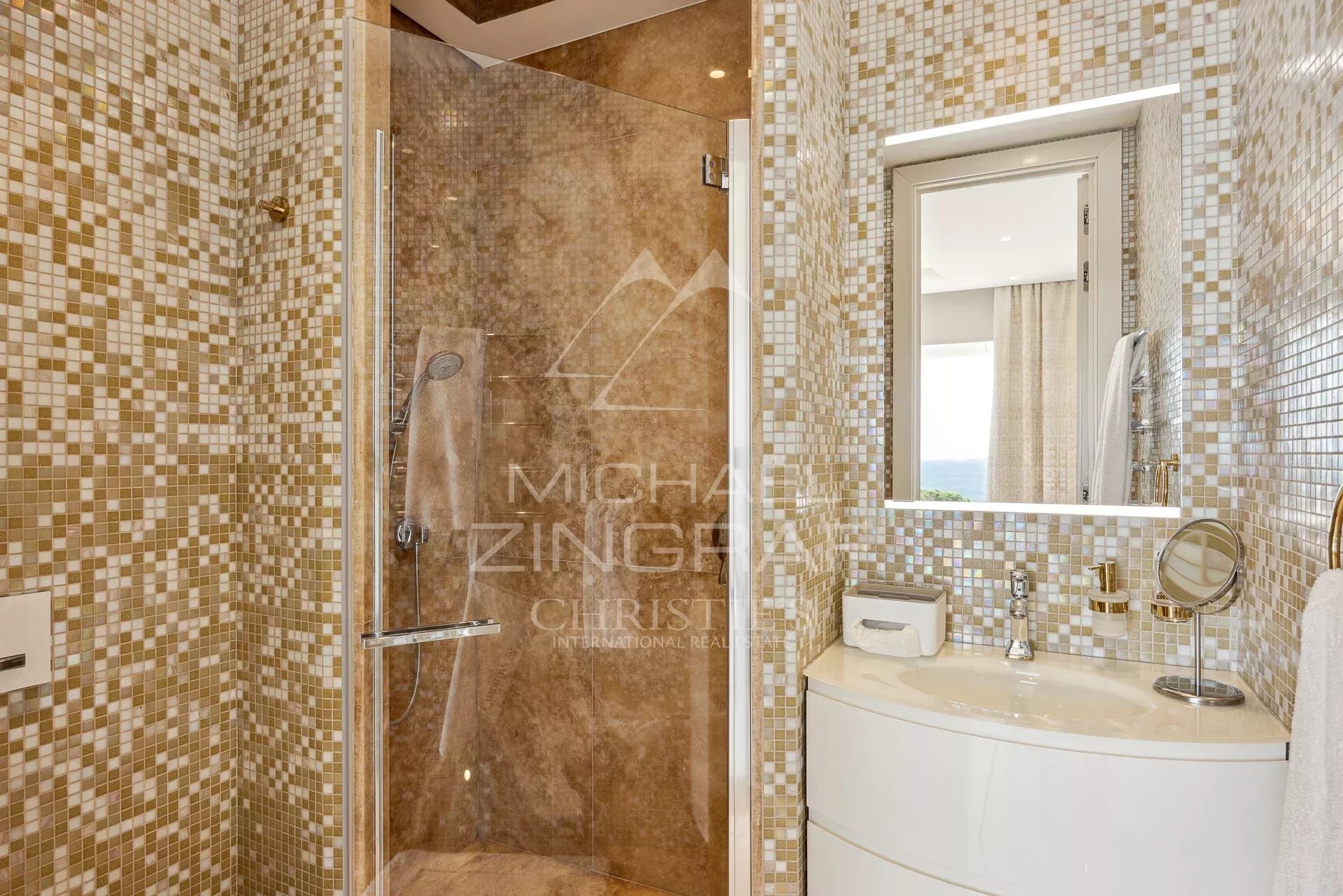 Magnifique Villa contemporaine à louer à Saint-Jean-Cap-Ferrat