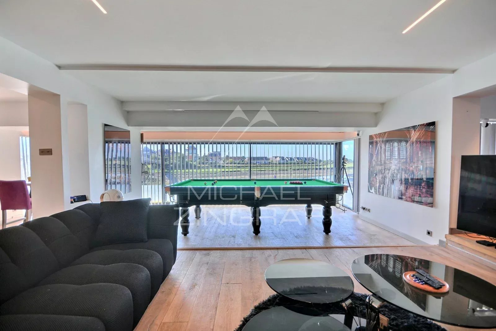 Appartement duplex – Résidence front de mer