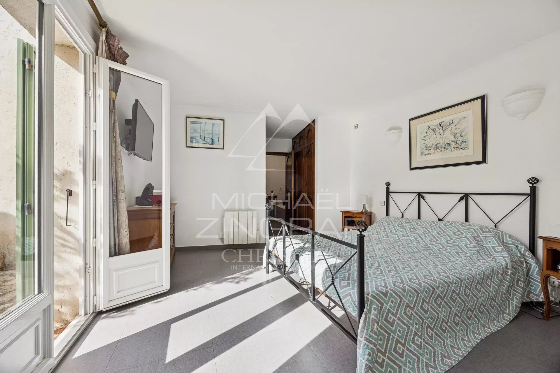 Proche Saint-Paul-de-Vence - Charmante propriété familiale