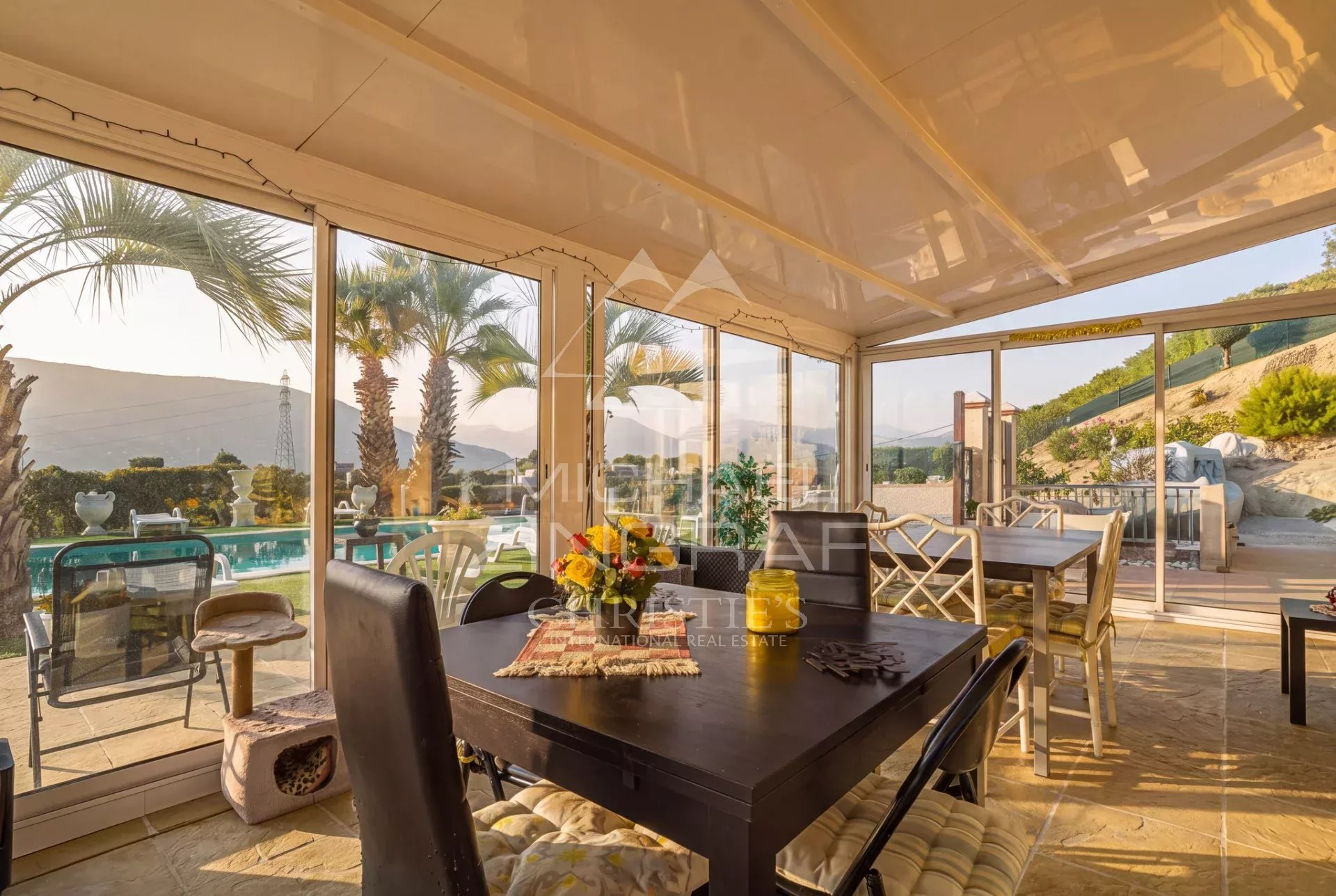 Proche Nice - Colomars - Superbe propriété familiale
