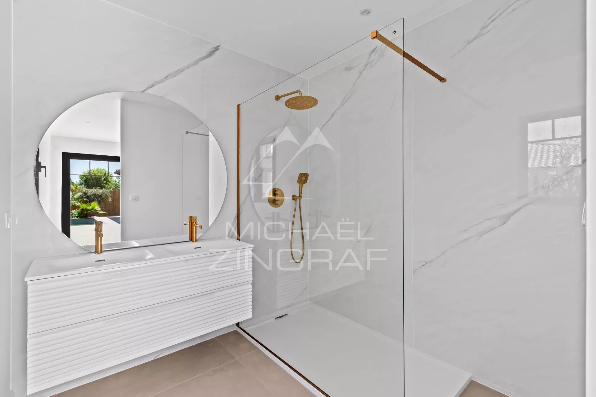 Elegante villa contemporaine - 4 chambres - Piscine