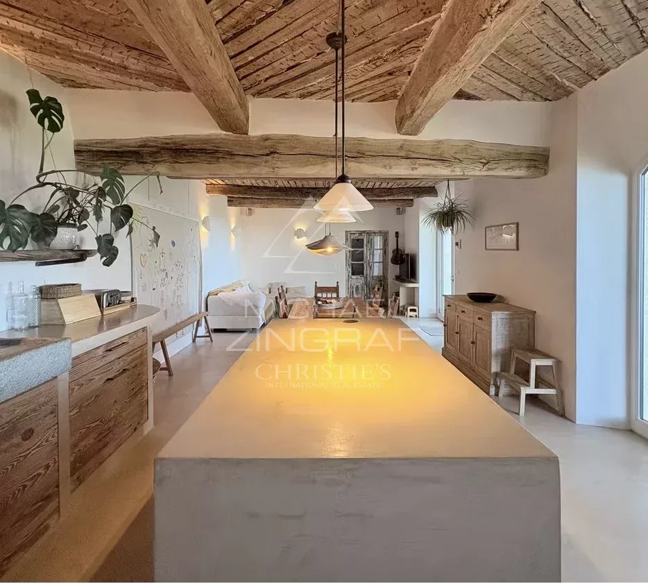 Provenzalische Lebensart am Fuße des Dorfes Fayence