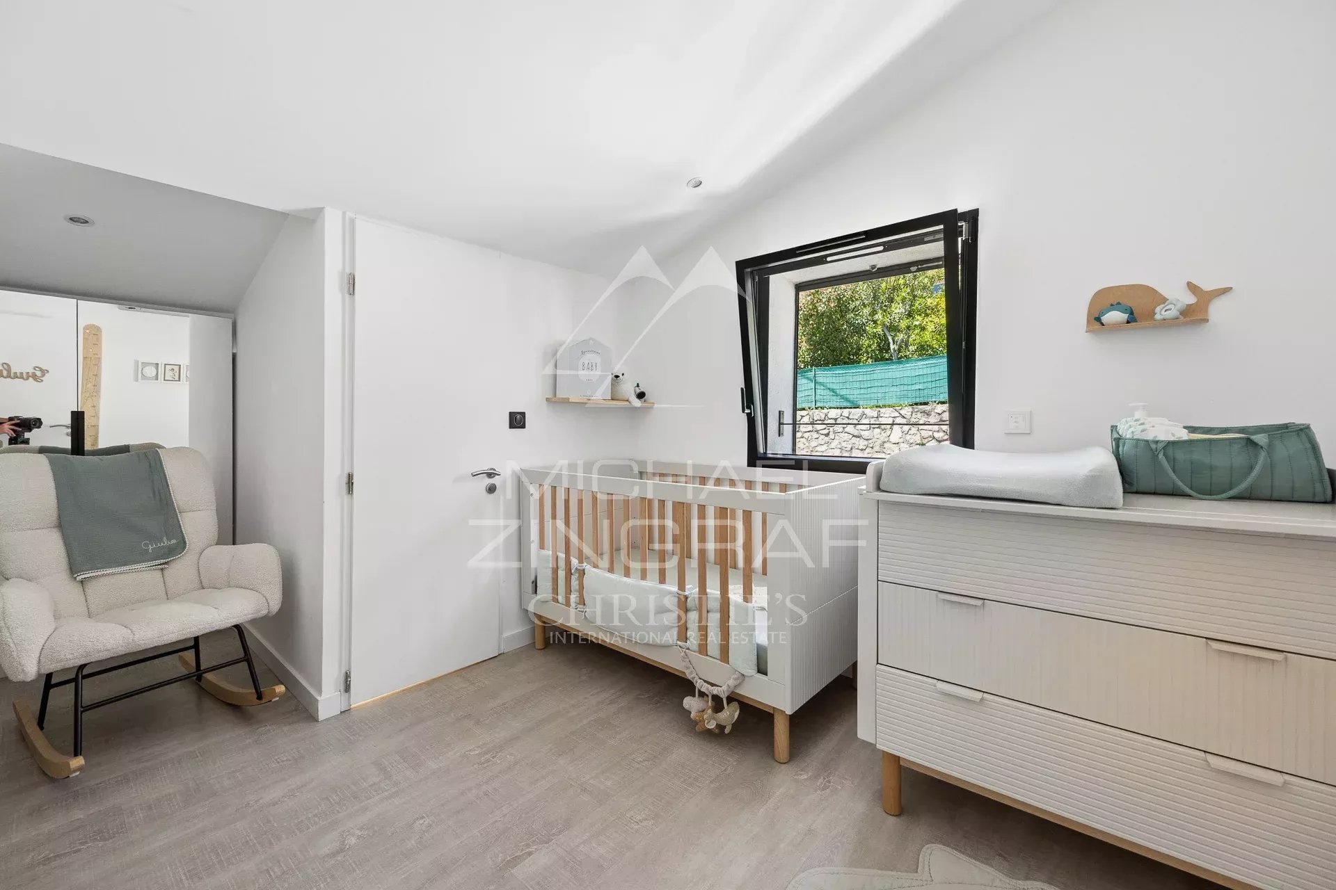 Wohnung mit Meerblick im Herzen von Mandelieu