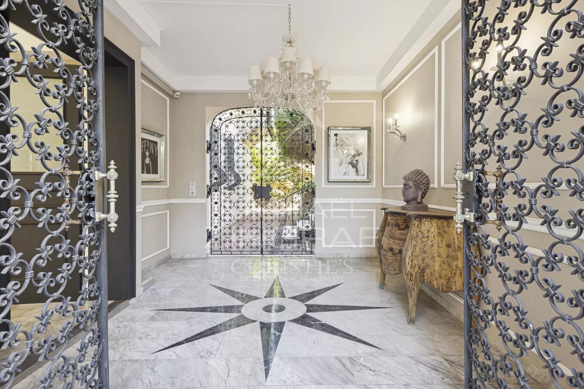 Mandelieu-la-Napoule - Near Cannes - Villa with sea view