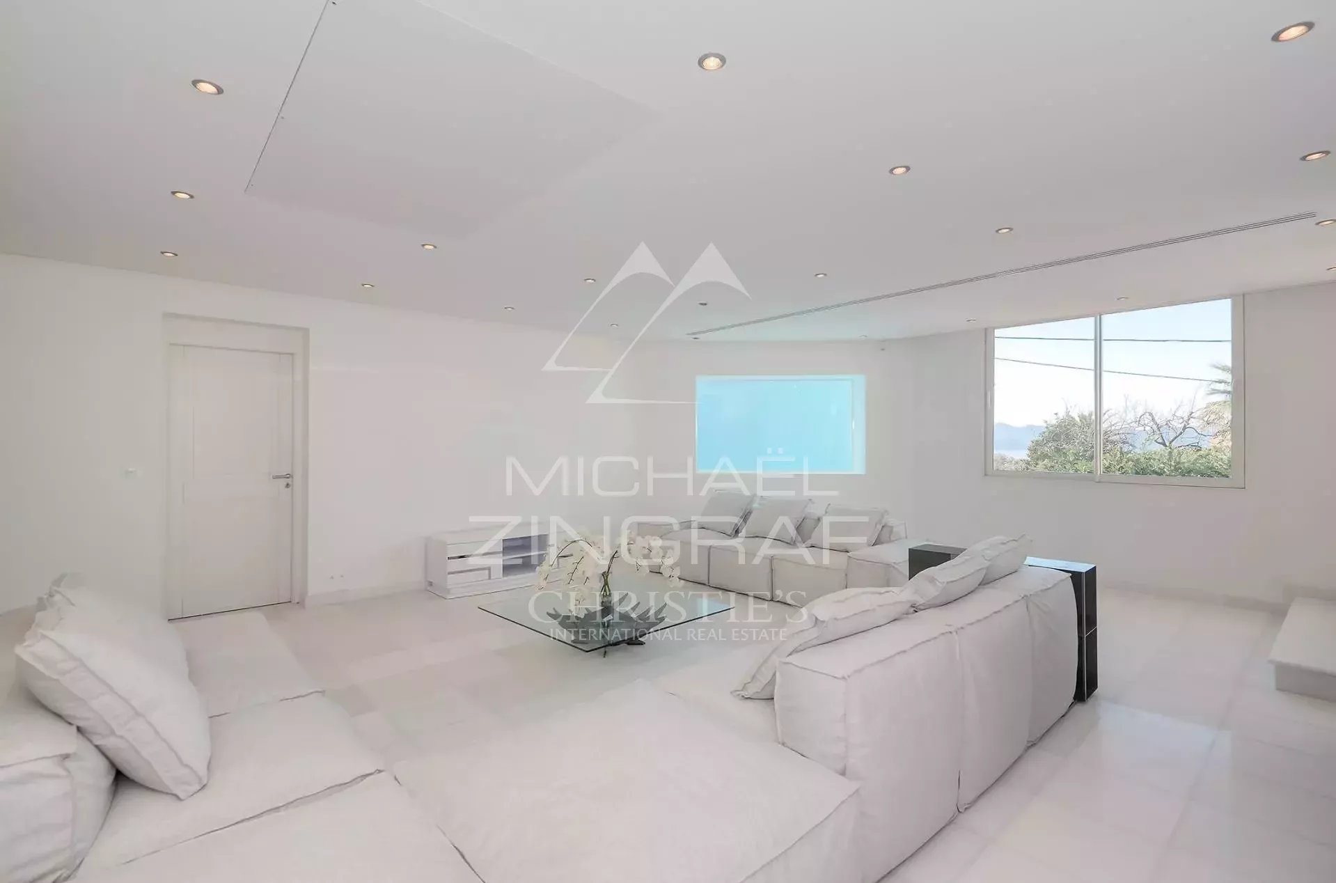 Cannes - Luxurious new built villa