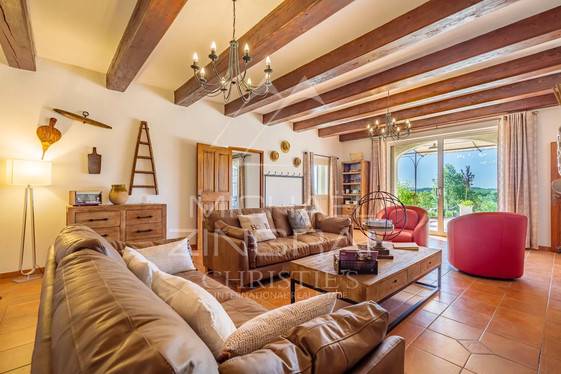 Murs – Élégante Bastide avec Vue Panoramique sur le Luberon