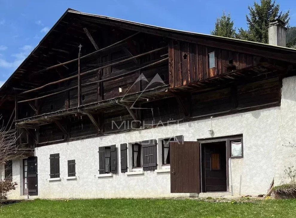 Old farmhouse - Panoramic view of Mont Blanc - Potential for renovation / conversion