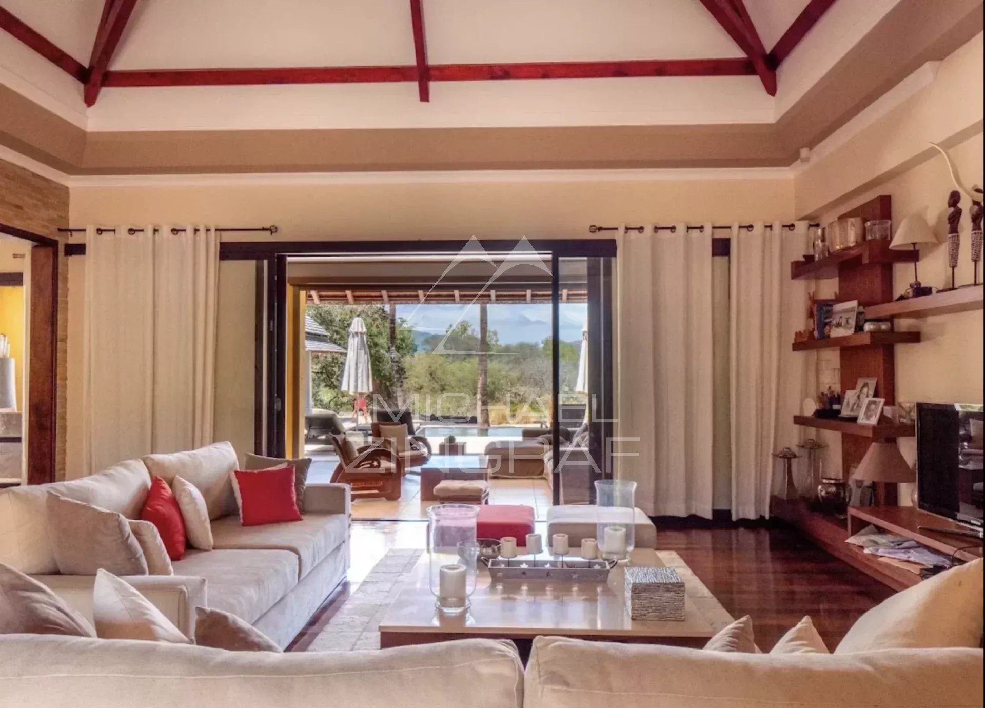 Prestige-Villa an der Westküste