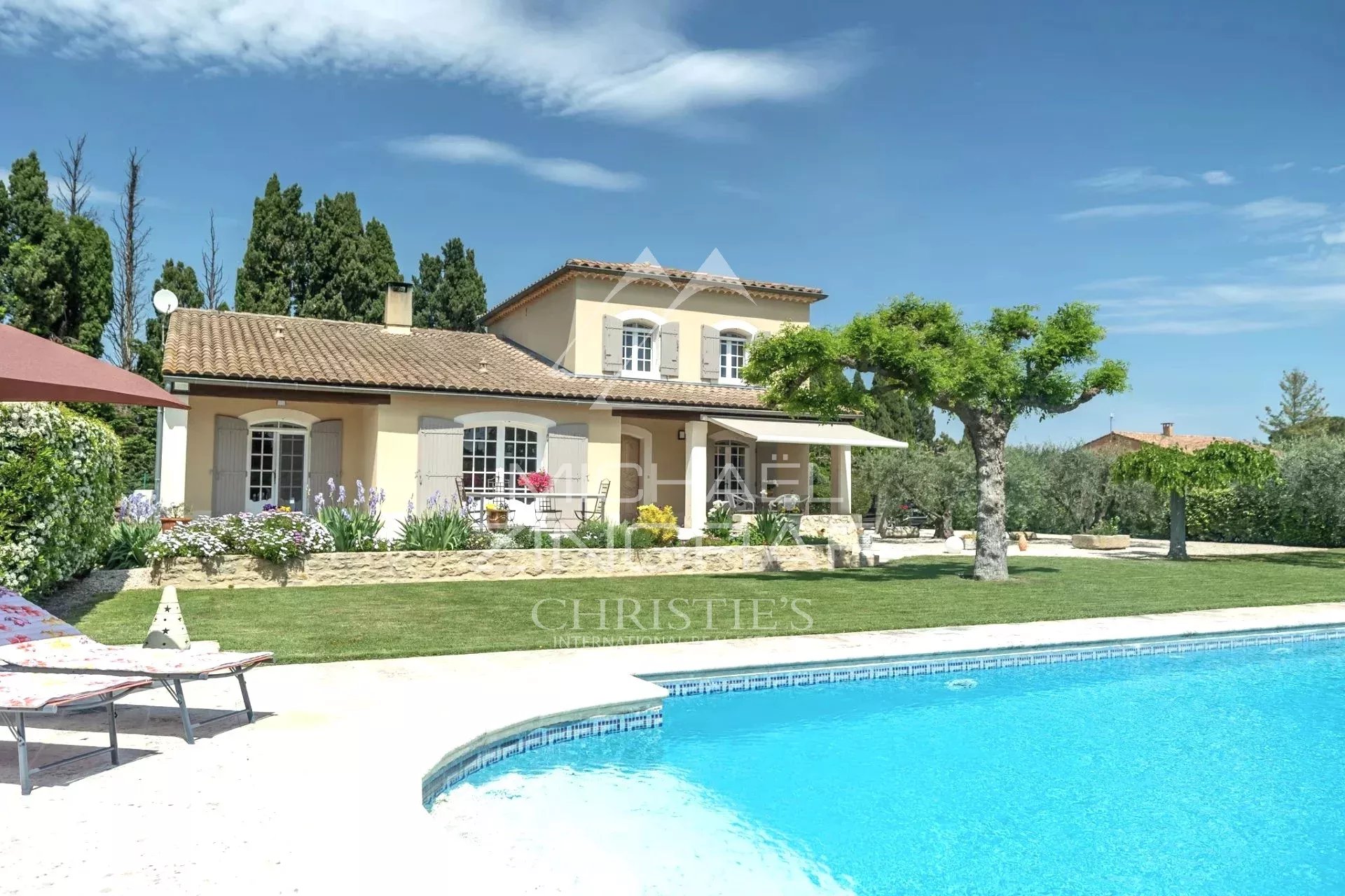 Provencal Villa near Saint-Rémy-de-Provence