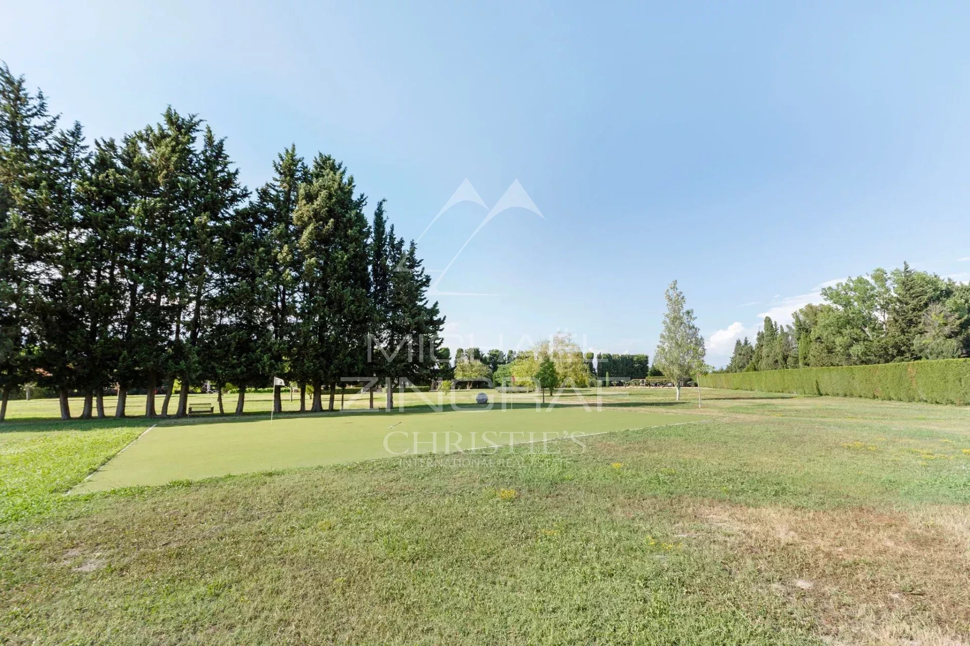 Mas Provençal rénové proche de Saint-Rémy-de-Provence