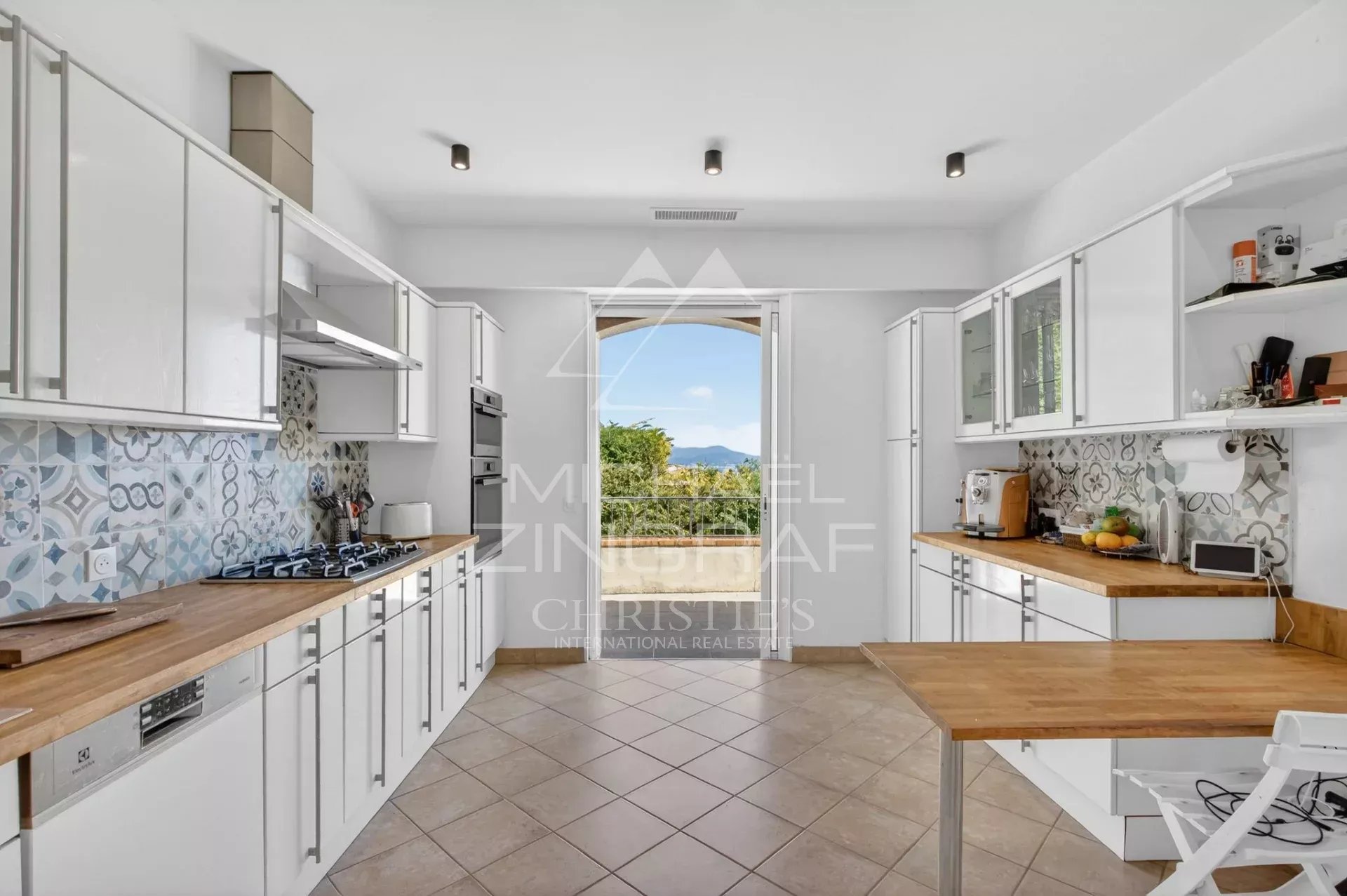 Charming stone villa with panoramic sea view