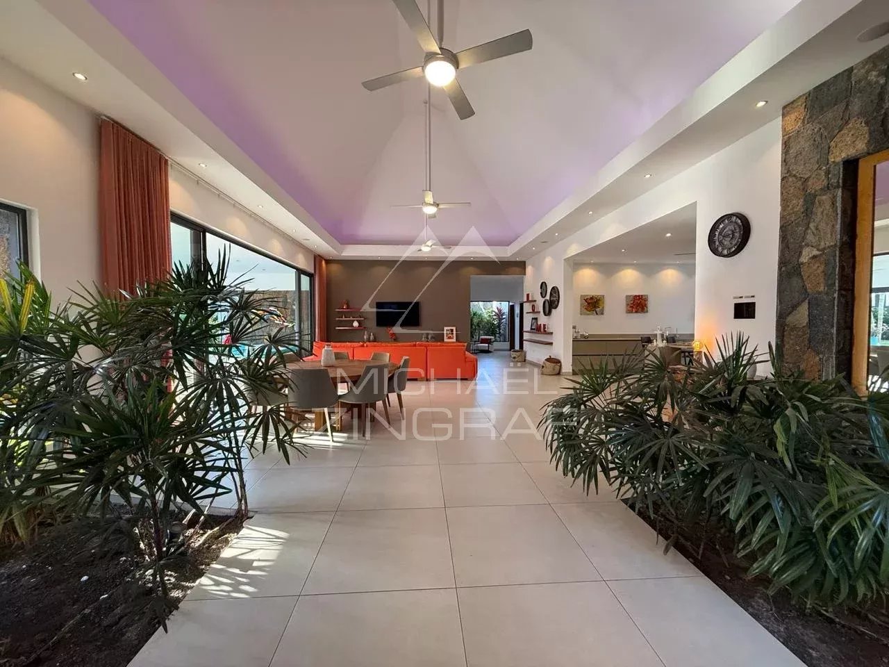 Exklusive Villa in einer Residenz in Pereybere