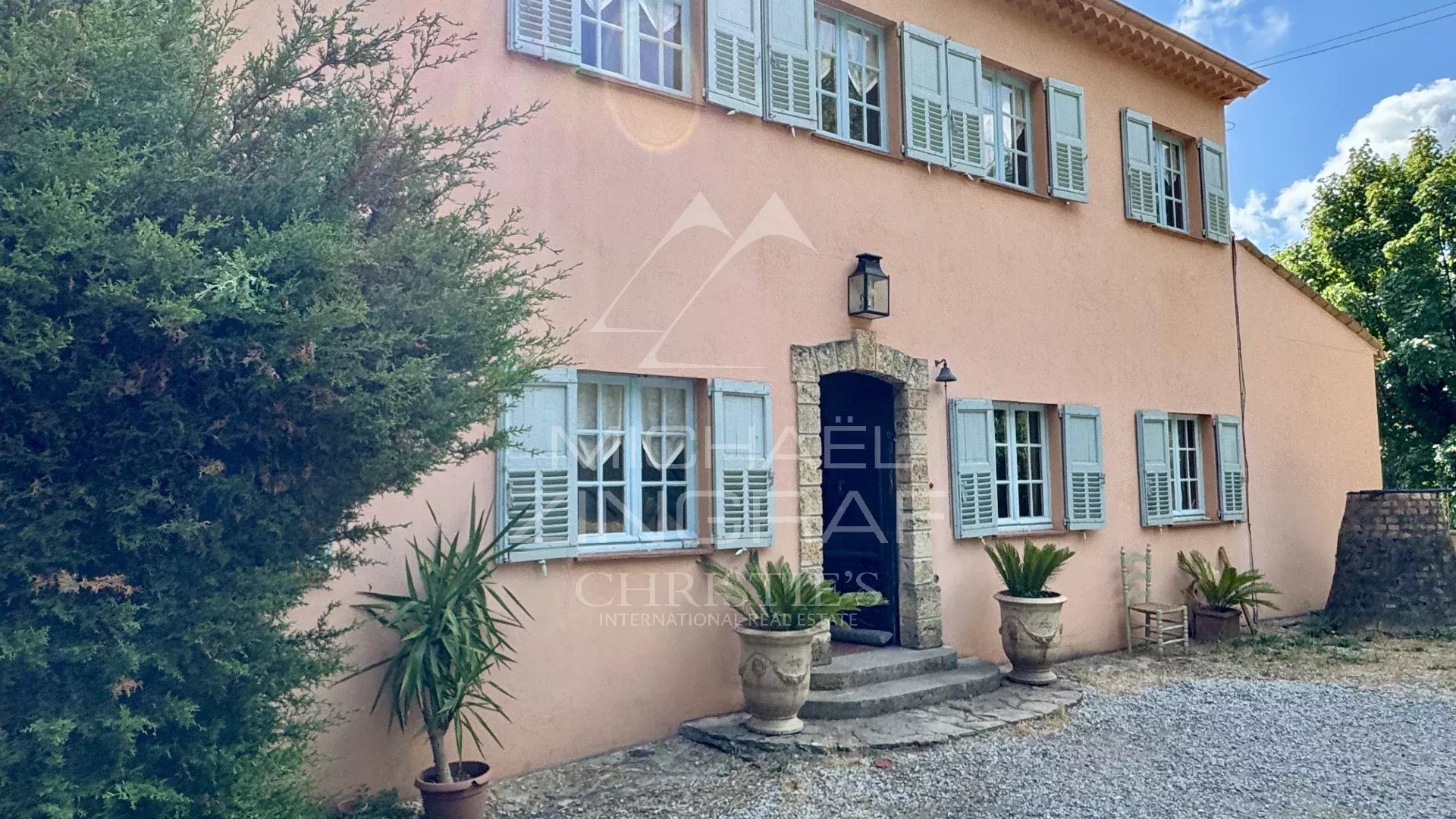 Cannes backcountry - Panoramic sea views