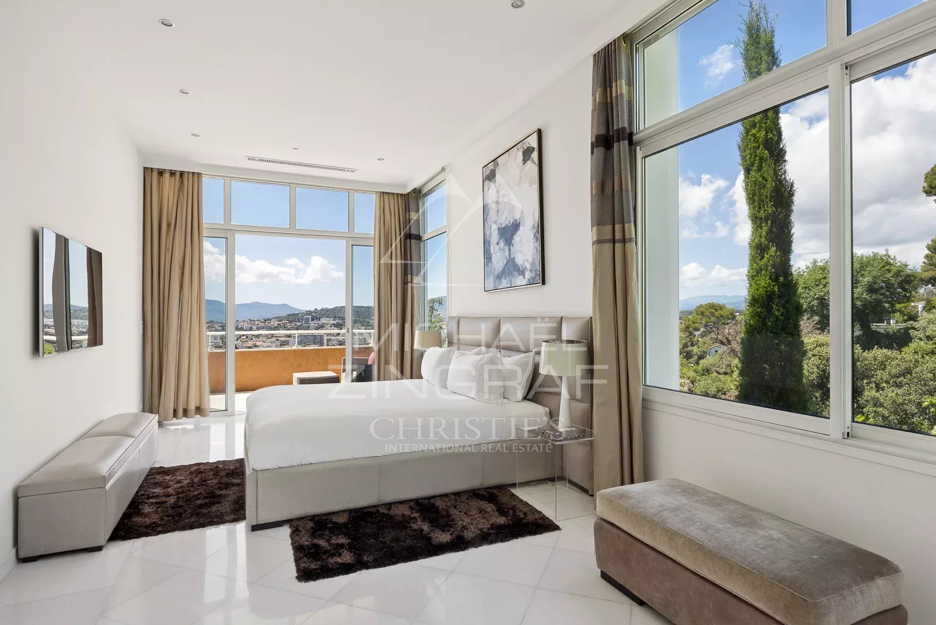 Cannes - Somptueuse villa neuve
