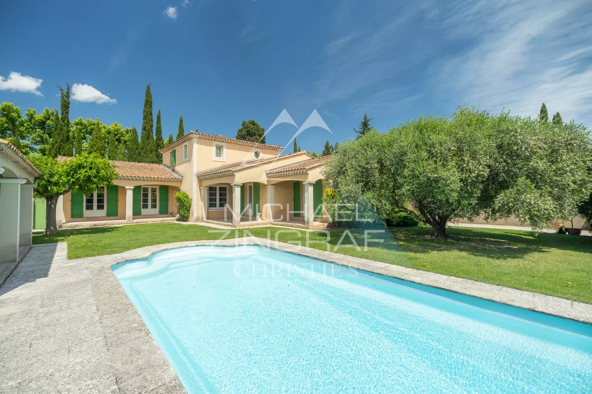 Charmante villa proche Saint Rémy de Provence