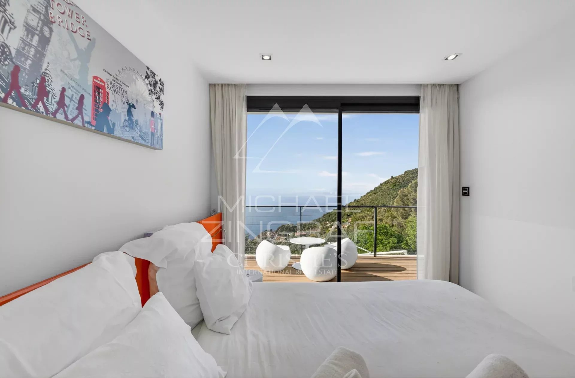 Magnifique Villa Contemporaine à louer vue mer imprenable proche Monaco