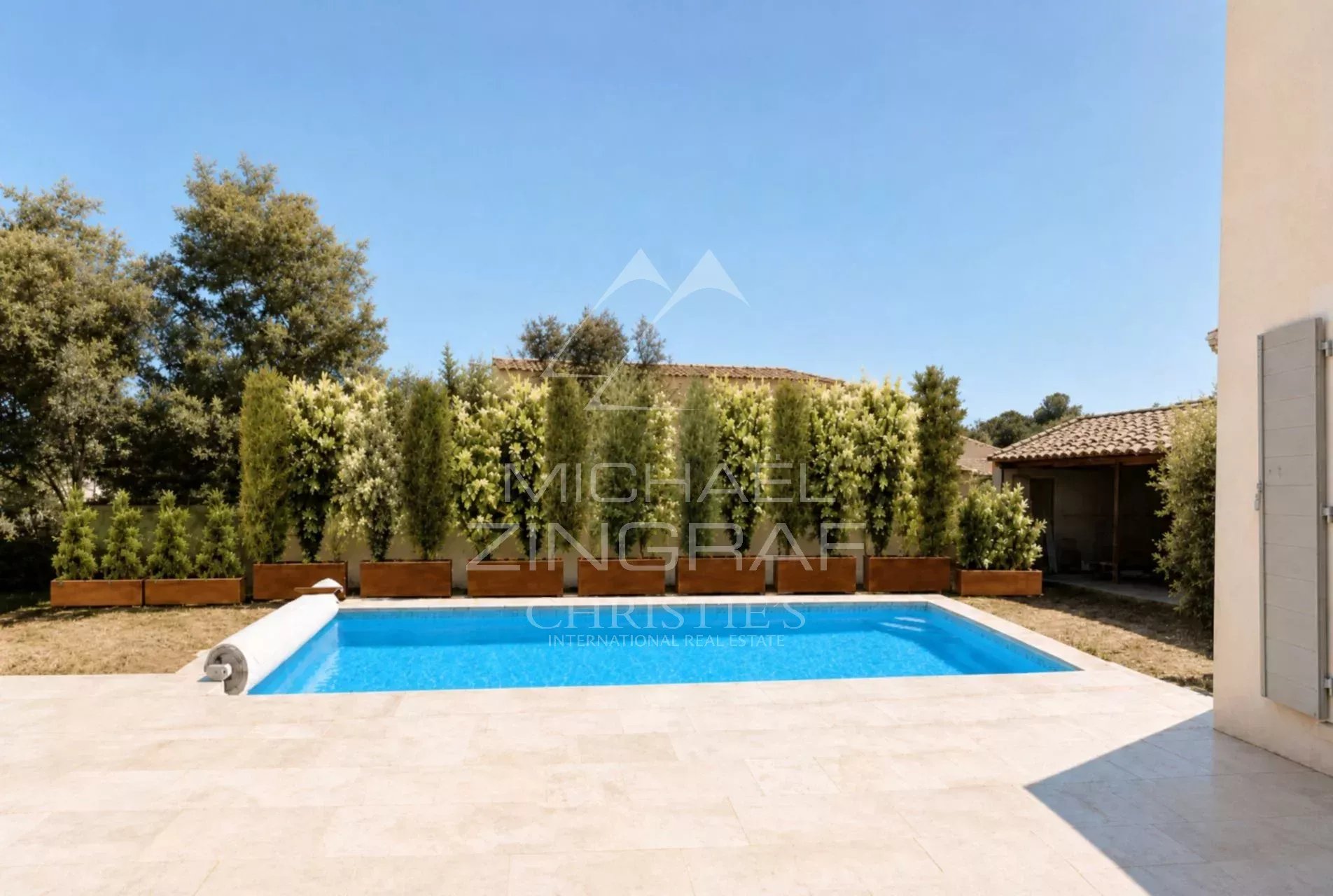 Cabrières-d'Avignon - Beautiful house with wooded grounds and swimming pool near the village