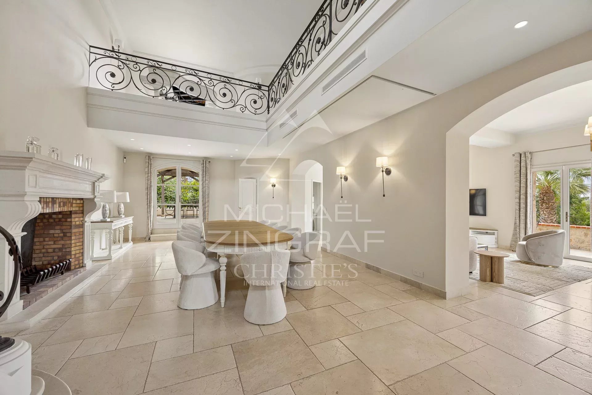 Cap d’Antibes — Versant Ouest Propriété d’exception avec vue mer