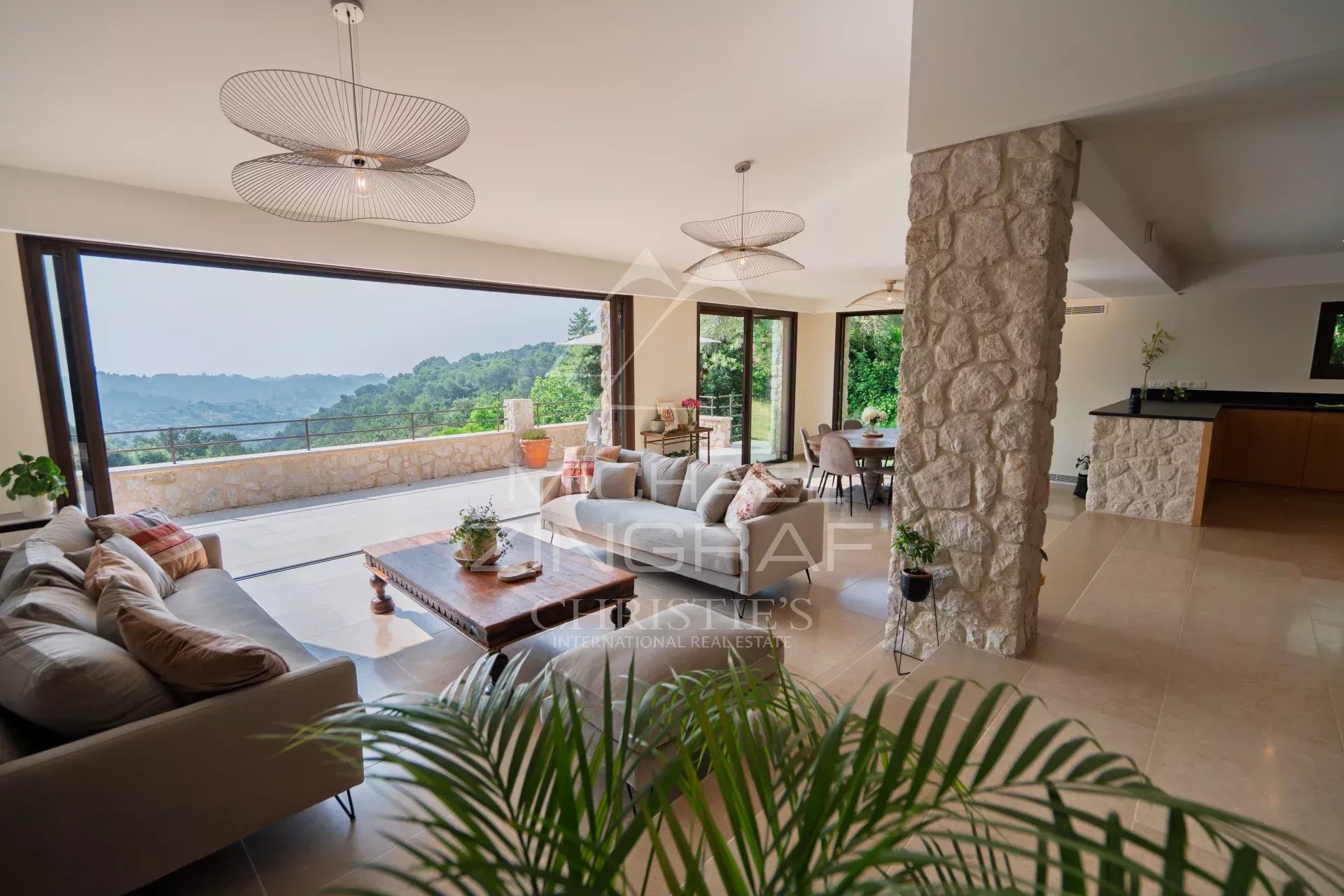 Saint-Paul de Vence - Vollständig renoviertes außergewöhnliches Anwesen