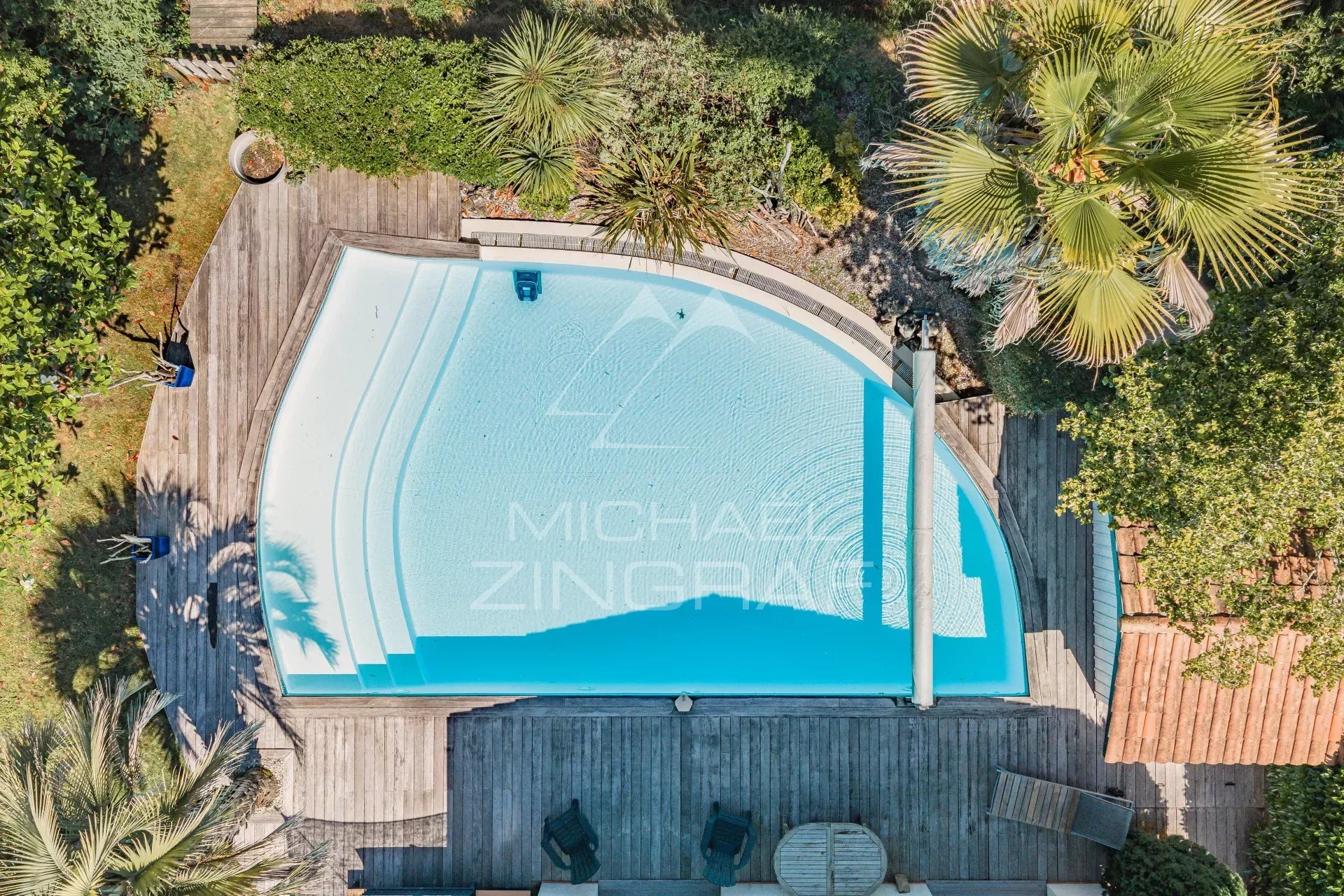 Moderne Villa mit 5 Schlafzimmern