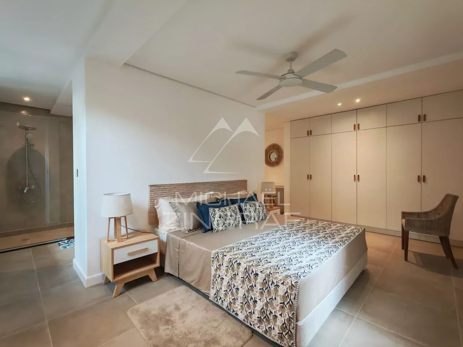 3-Bedroom En Suite Duplex in Pointe aux Canonniers