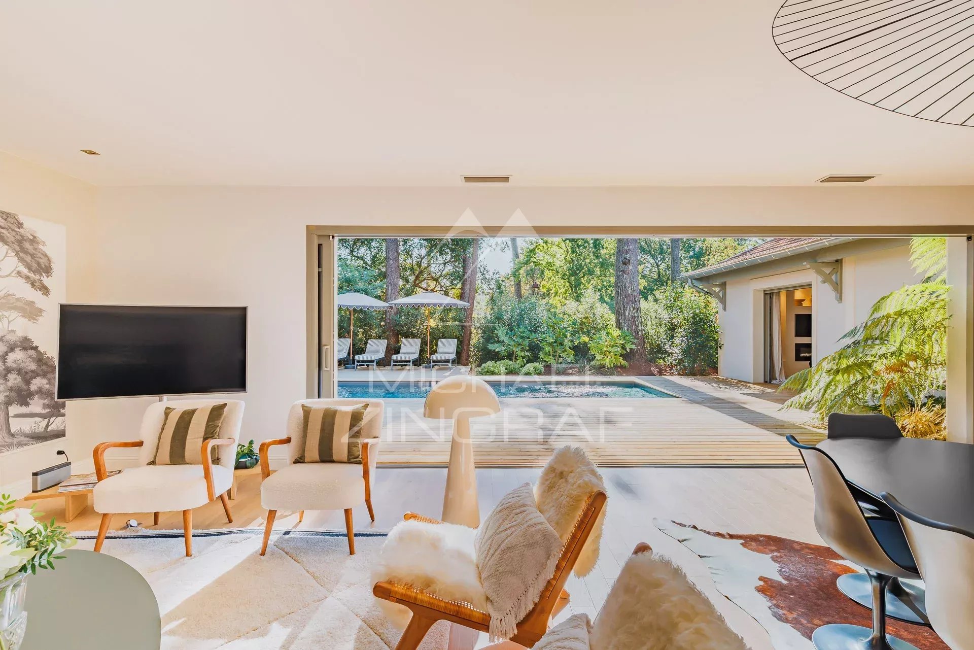 Abatilles – Elegante Familienvilla mit Pool