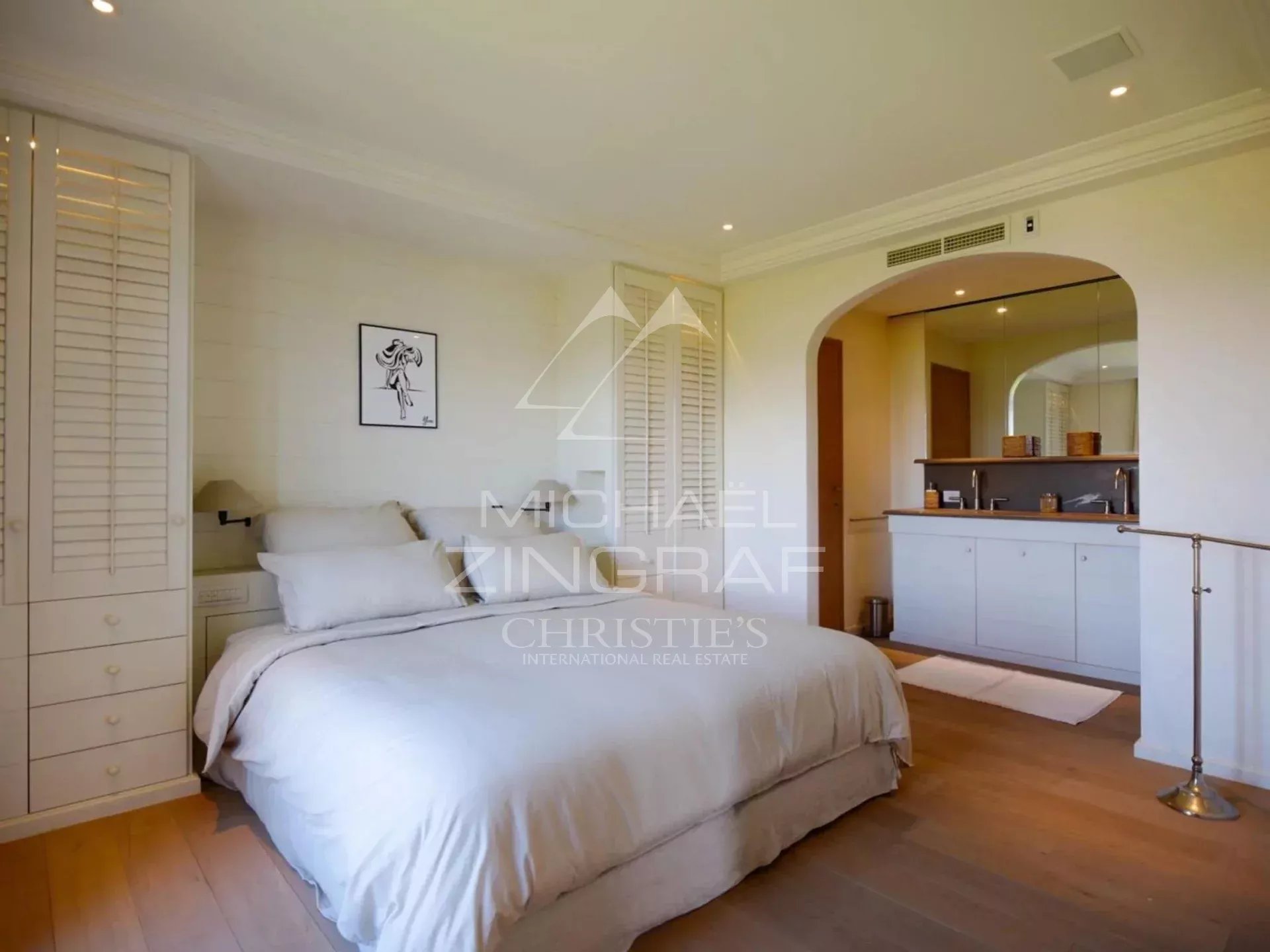 Villa de charme avec vue mer – Proche de Saint-Tropez