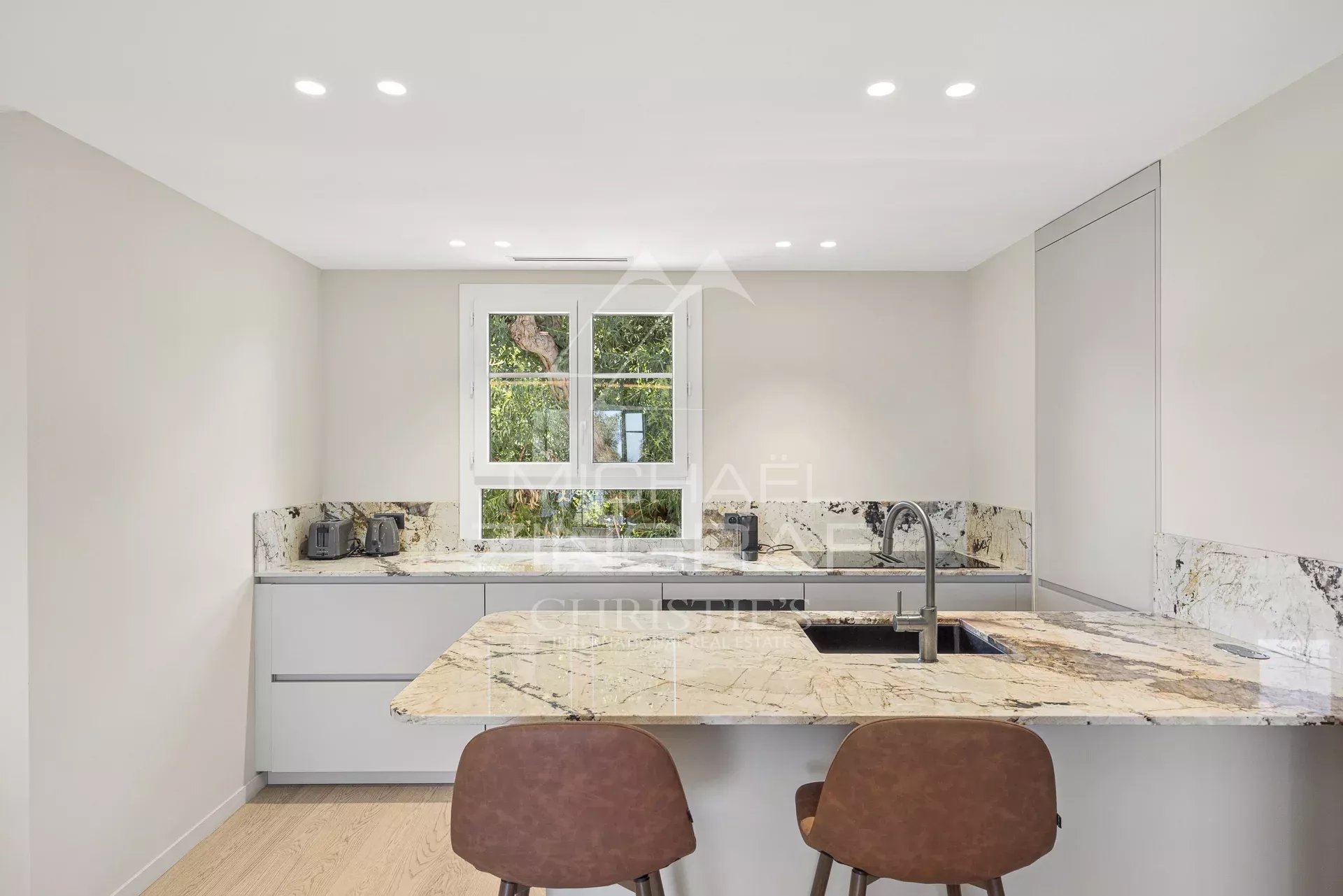 Saint-Jean-Cap-Ferrat - Renoviertes Penthouse mit Meerblick