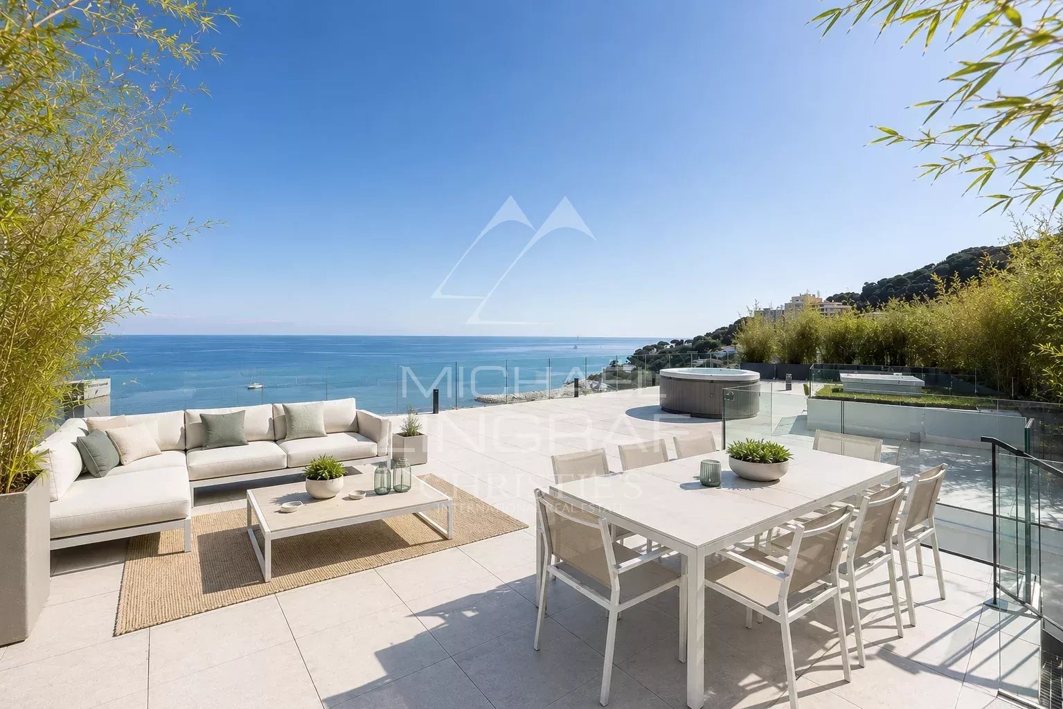 Cap d’Ail – Penthouse – Walking Distance to the Beaches and Monaco
