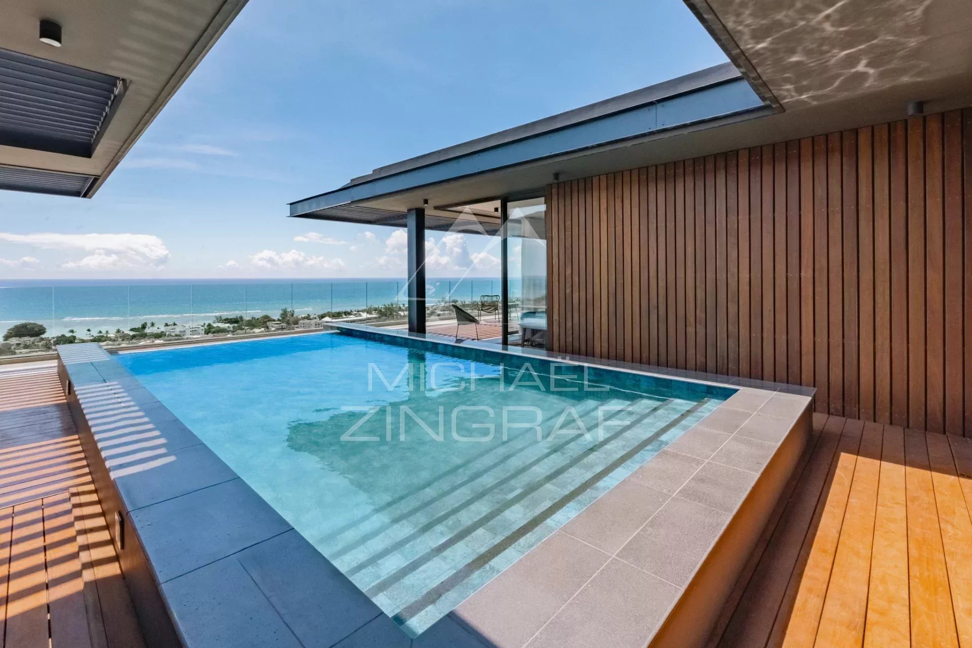 Penthouse mit 4 Schlafzimmern und Meerblick – Black River