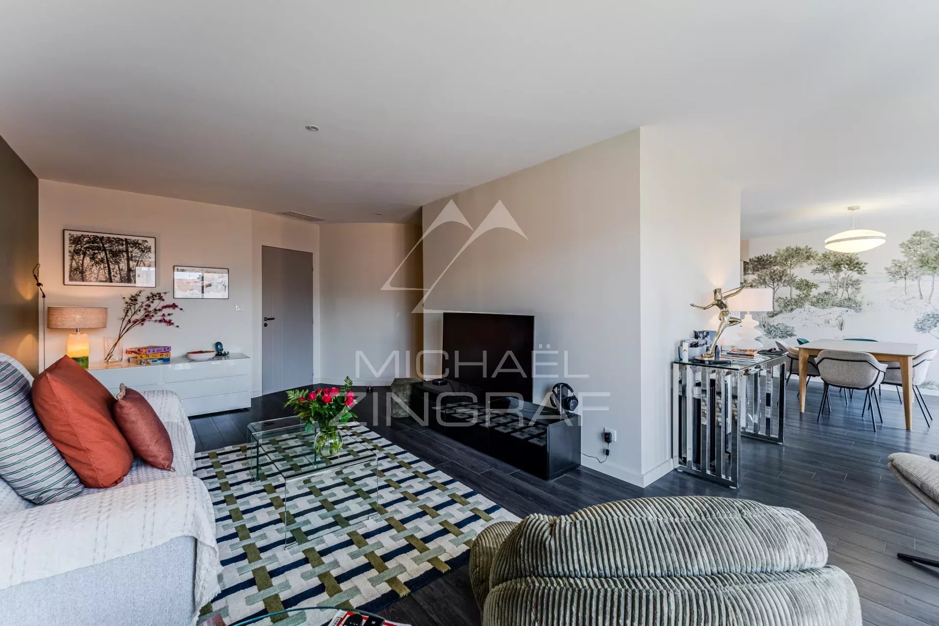 Arcachon center, apartment with basin glimpses, garage and private elevator