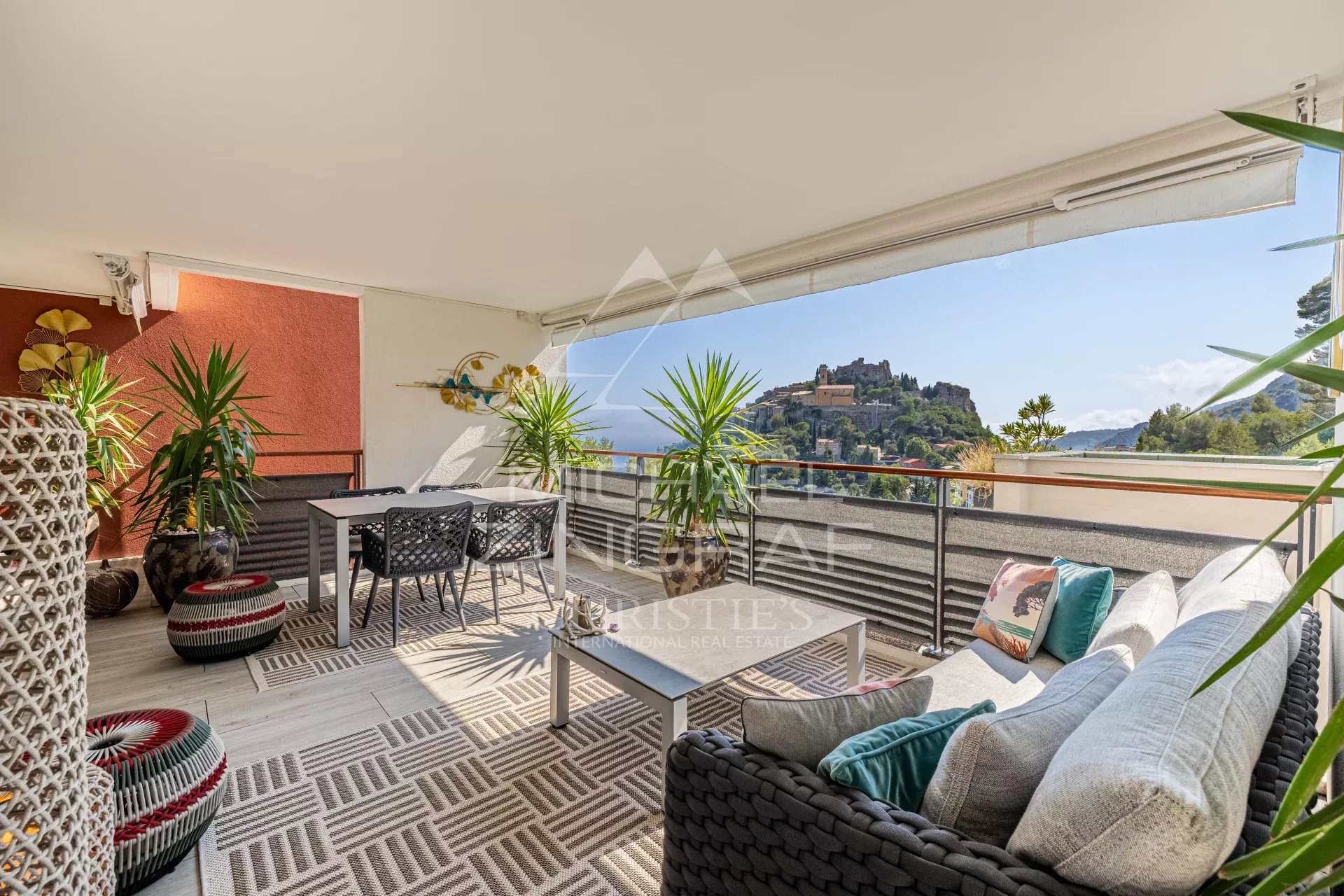 Èze – Exceptional Apartment in a Recently built Residence