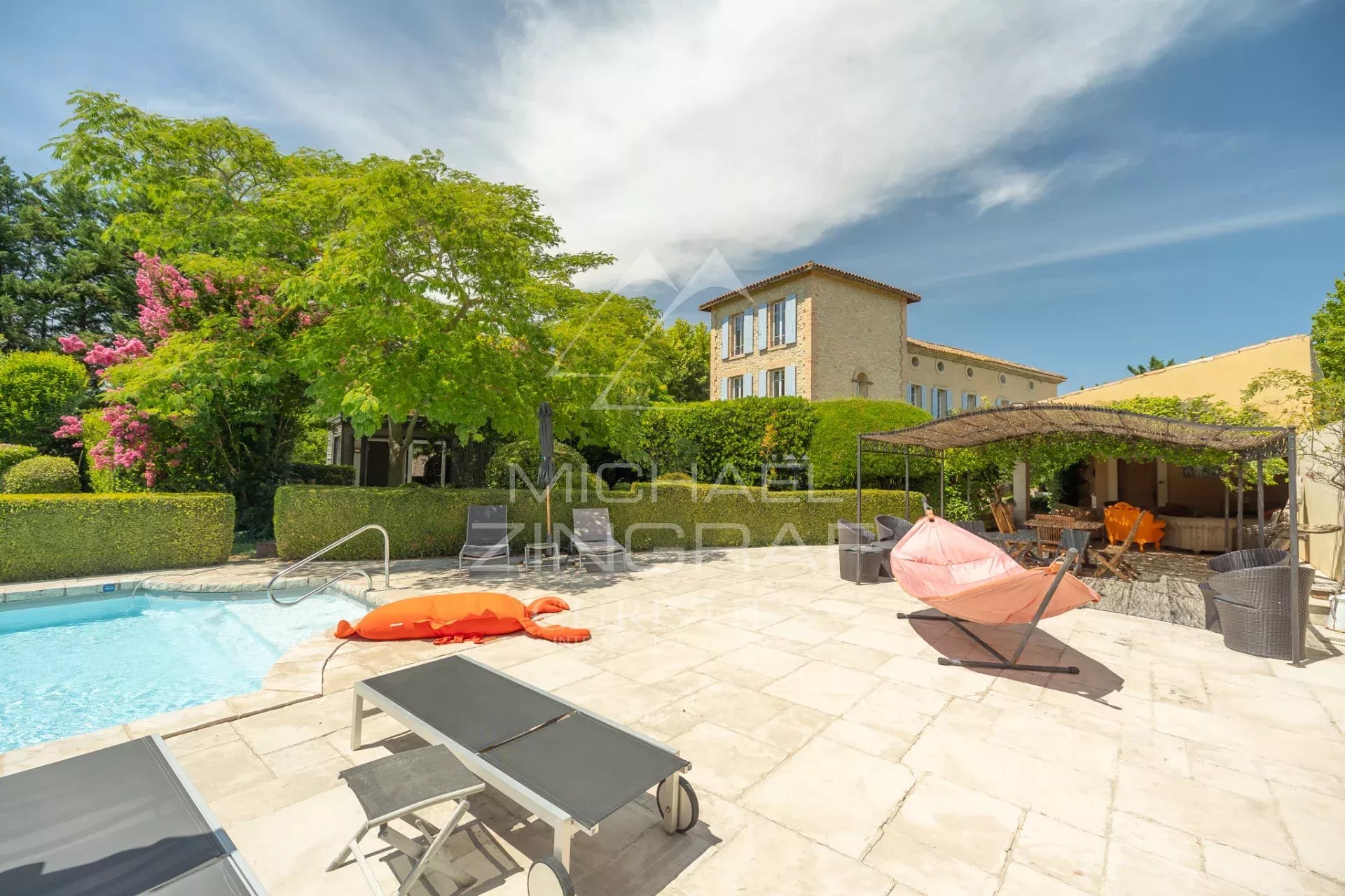 Domaine d’Exception avec piscine aux Portes de L’Isle-sur-la-Sorgue