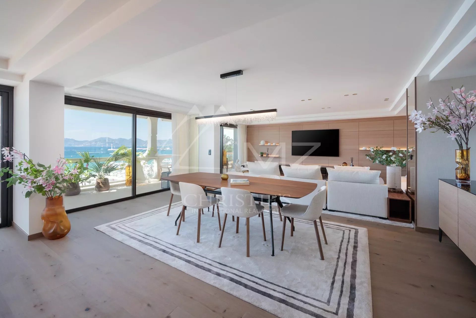 Cannes - Croisette - Wunderschöne Wohnung mit Meerblick