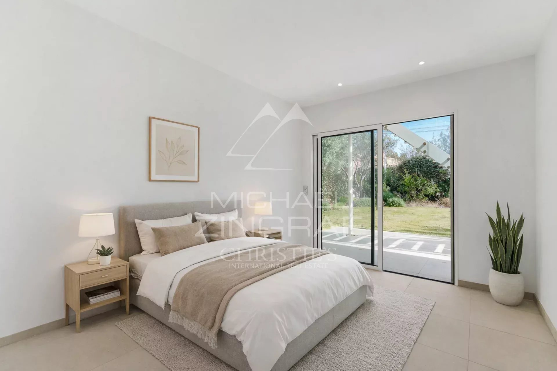 Élégante villa familiale à 5 minutes du port avec vue sur la mer