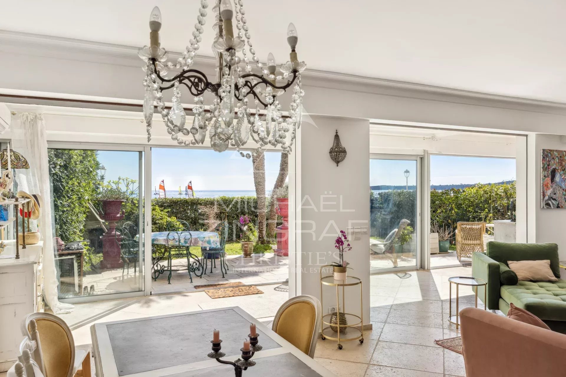 Cannes Palm Beach - Face à la mer, magnifique rez-de-jardin