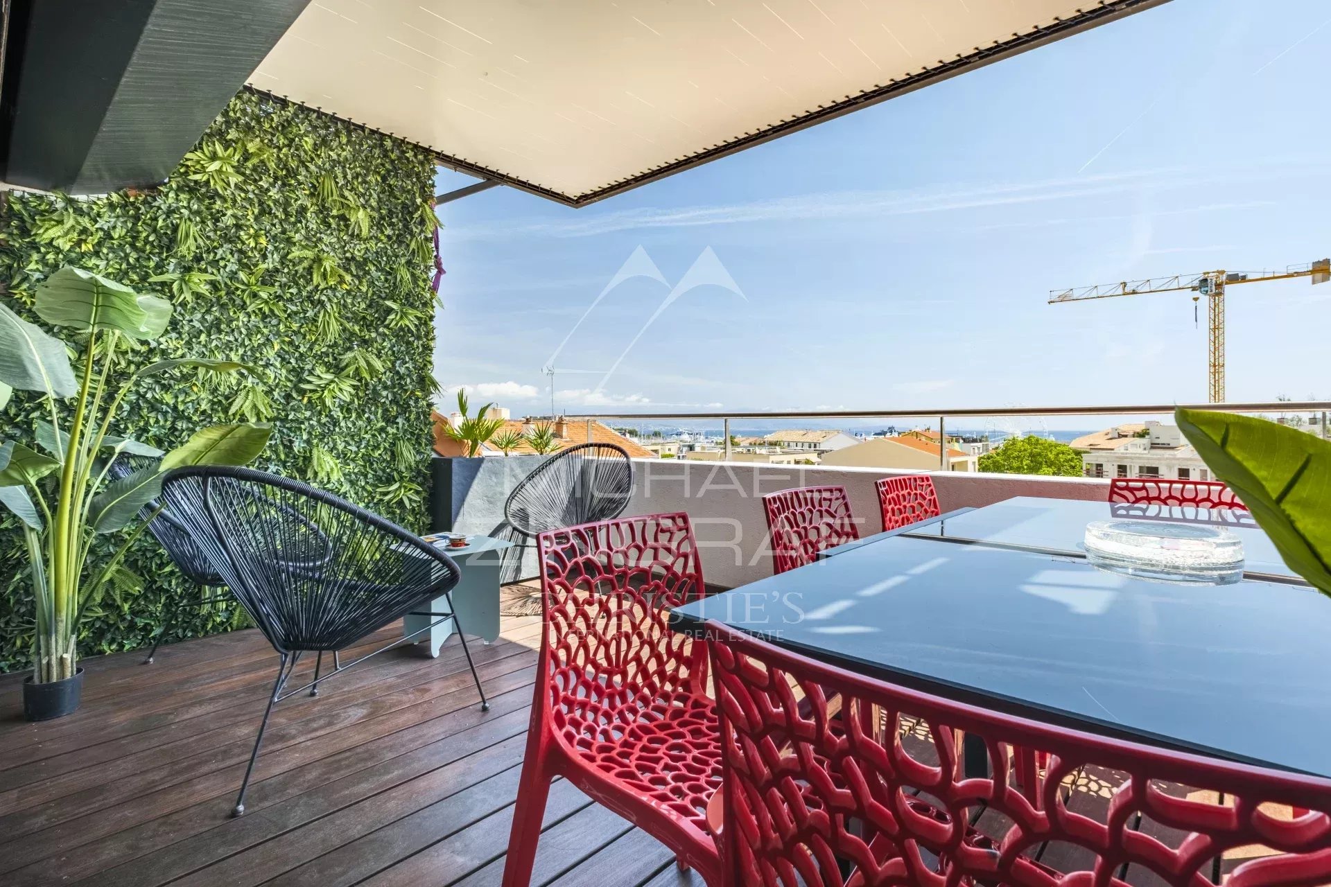ANTIBES – LOFT D'ARCHITECTE D'EXCEPTION