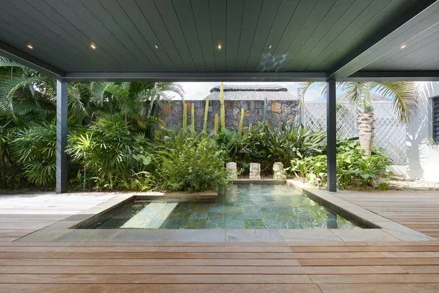 Luxury 4 bedroom Villa in Grand Bay