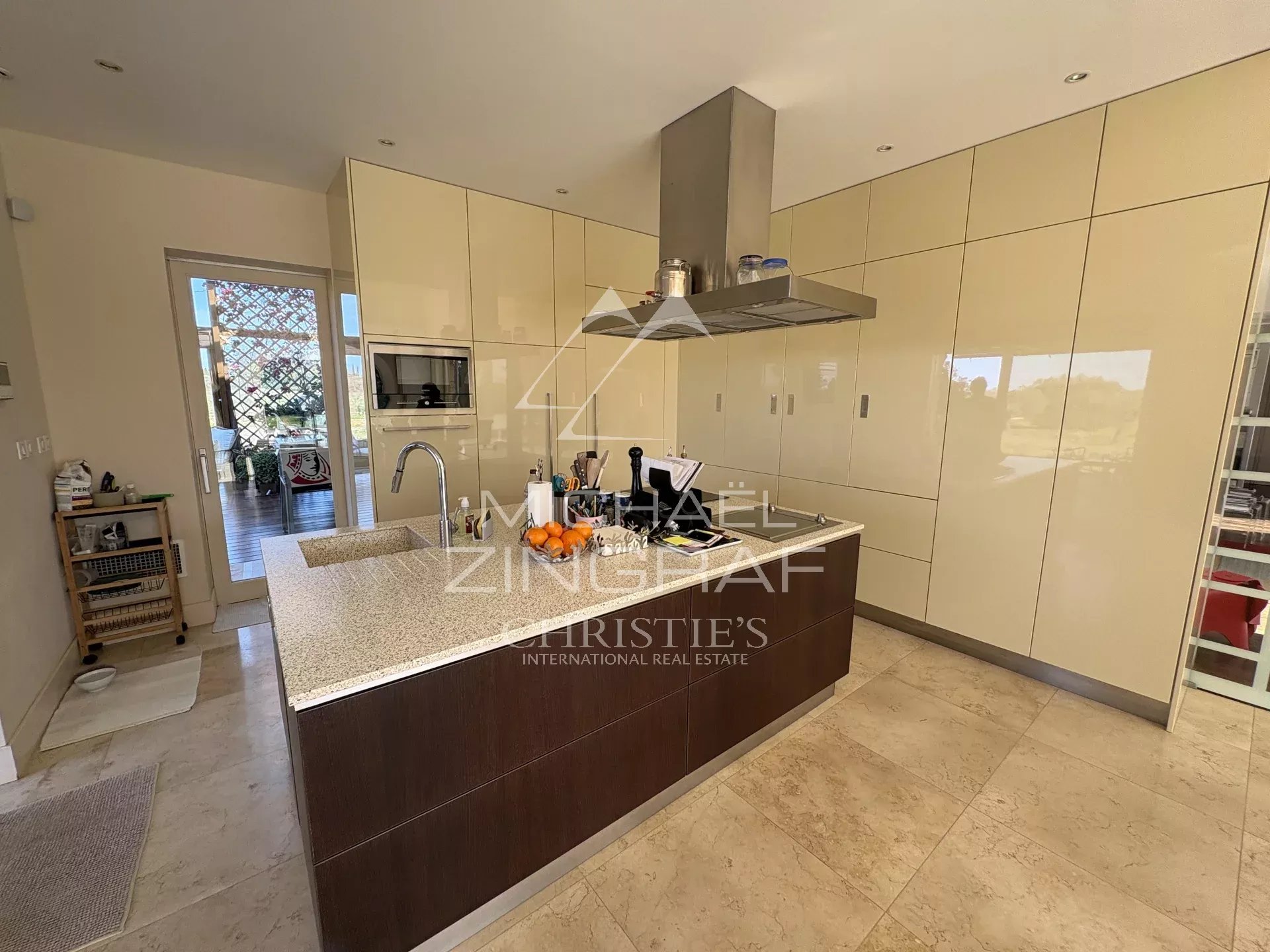 Einzigartiges Anwesen in der Nähe von Arles