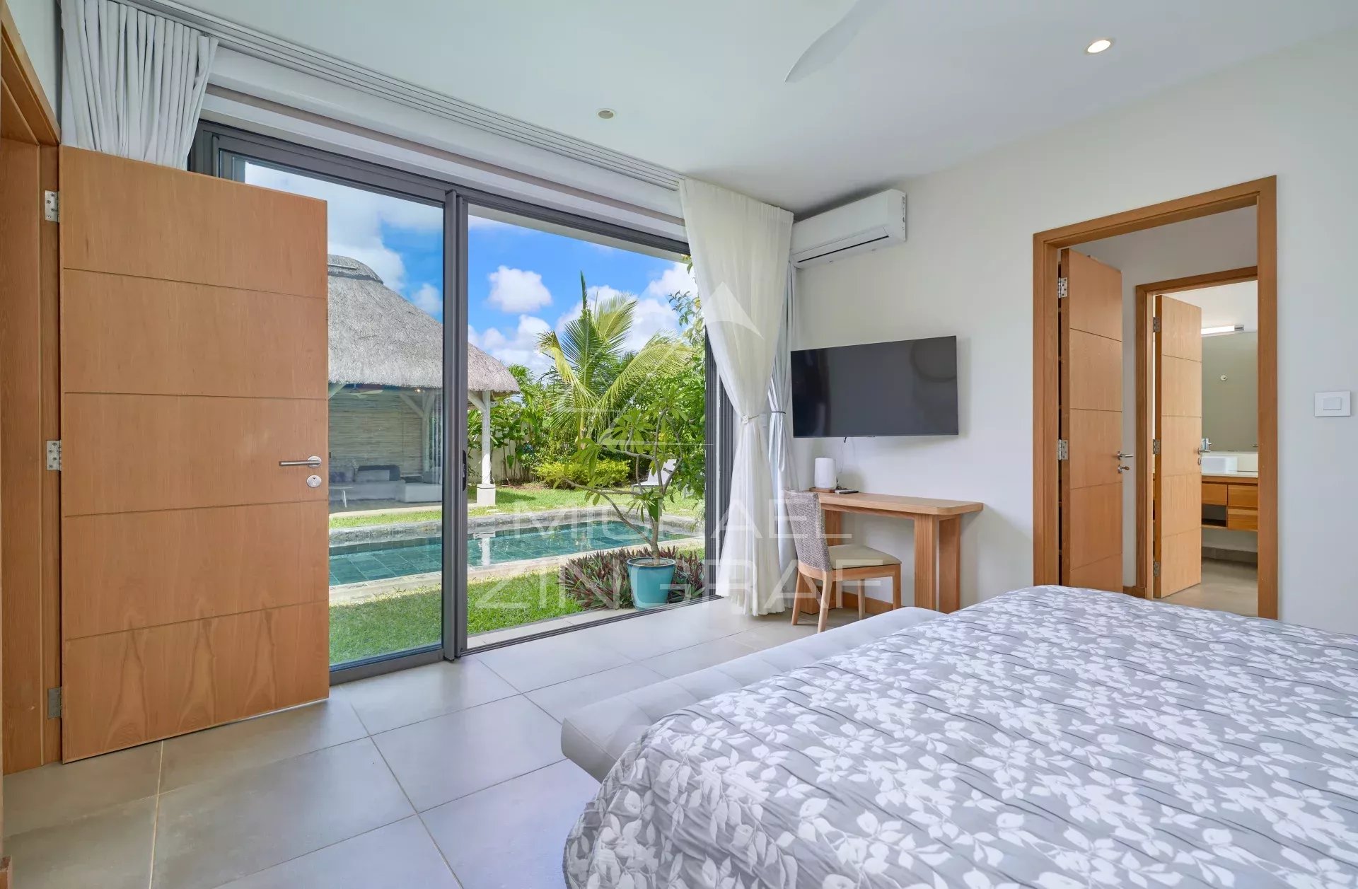 Villa de 4 chambres dans résidence sécurisée à Grand Baie