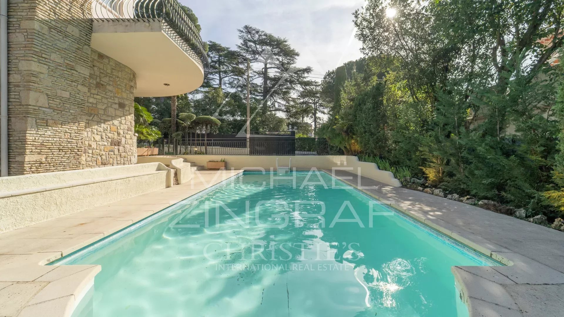 Cap d'Antibes - Moderne Villa mit Meerblick