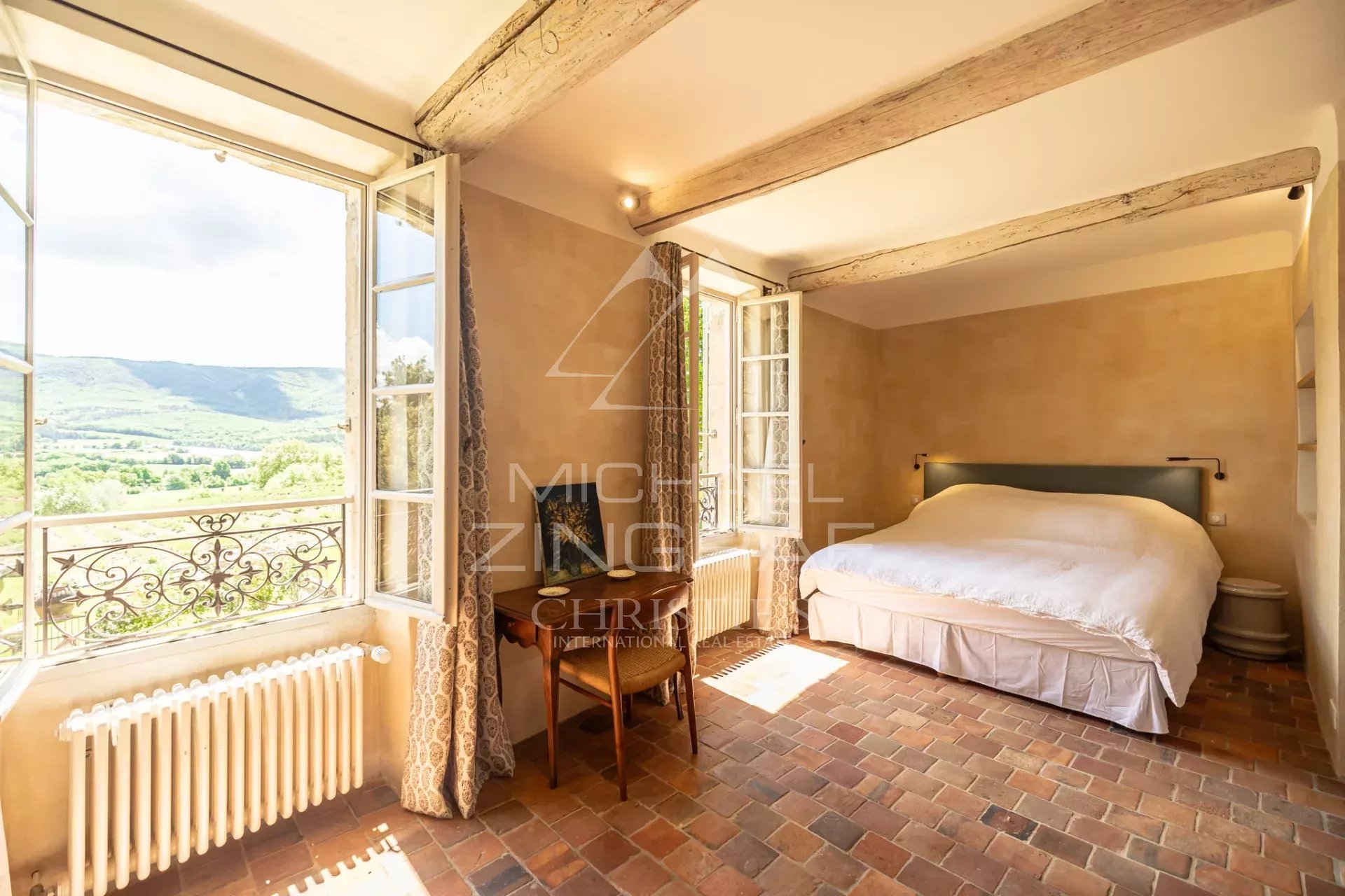 Exceptional property in the heart of the Luberon