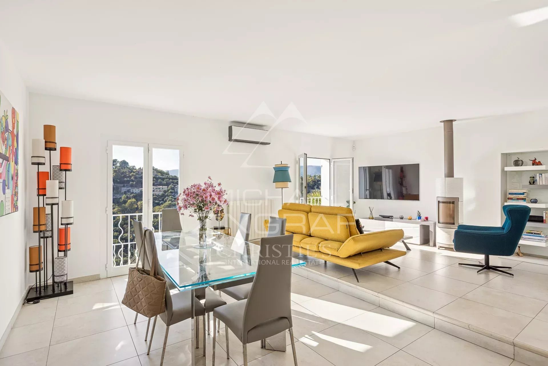 Hinterland von Nizza – Elegantes, modernes Anwesen im provenzalischen Stil