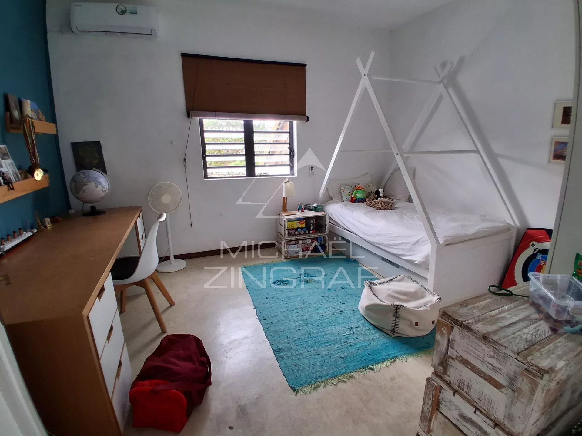 Furnished 4-Bedroom Family Home with Swimming Pool