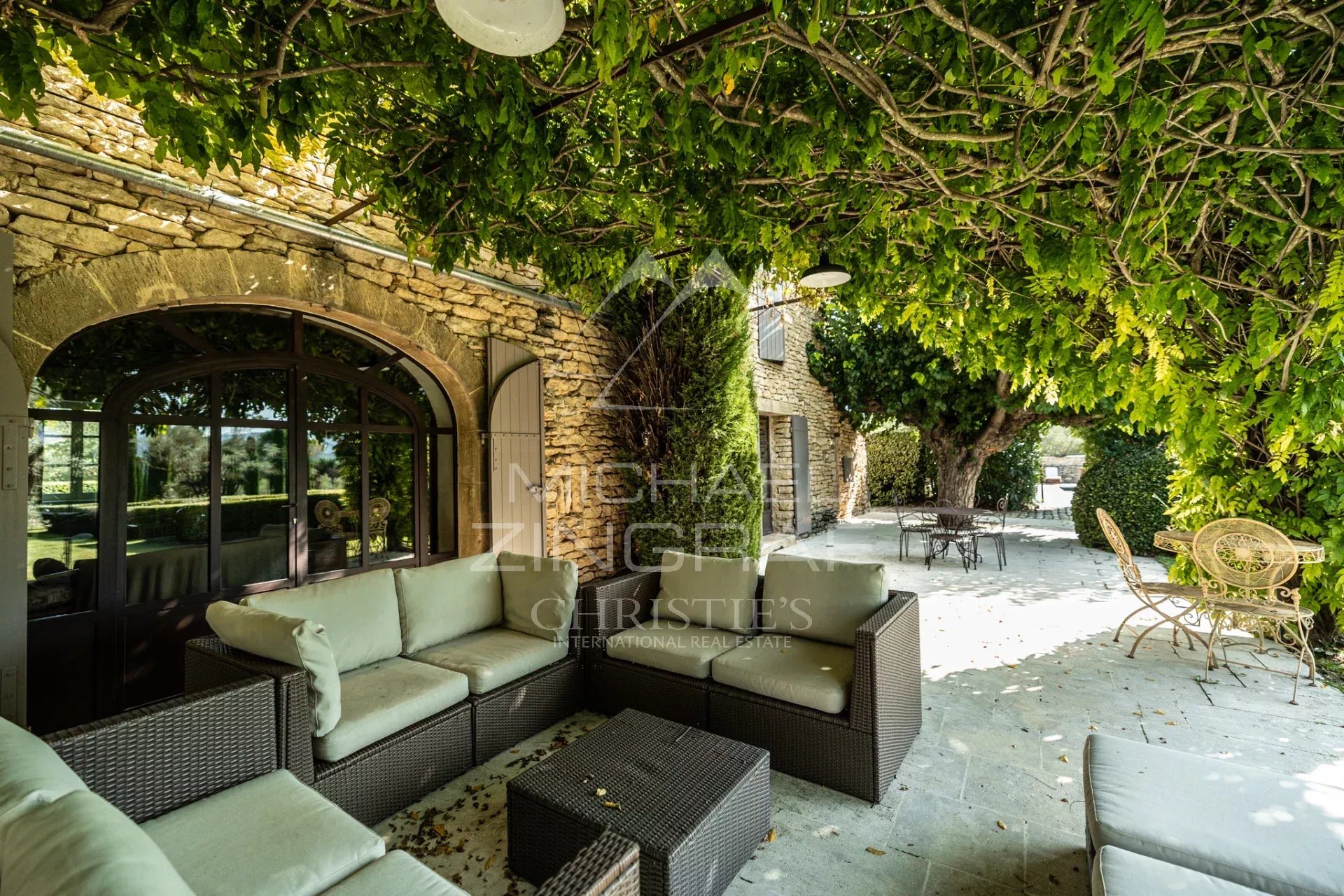 Gordes - Splendide mas authentique