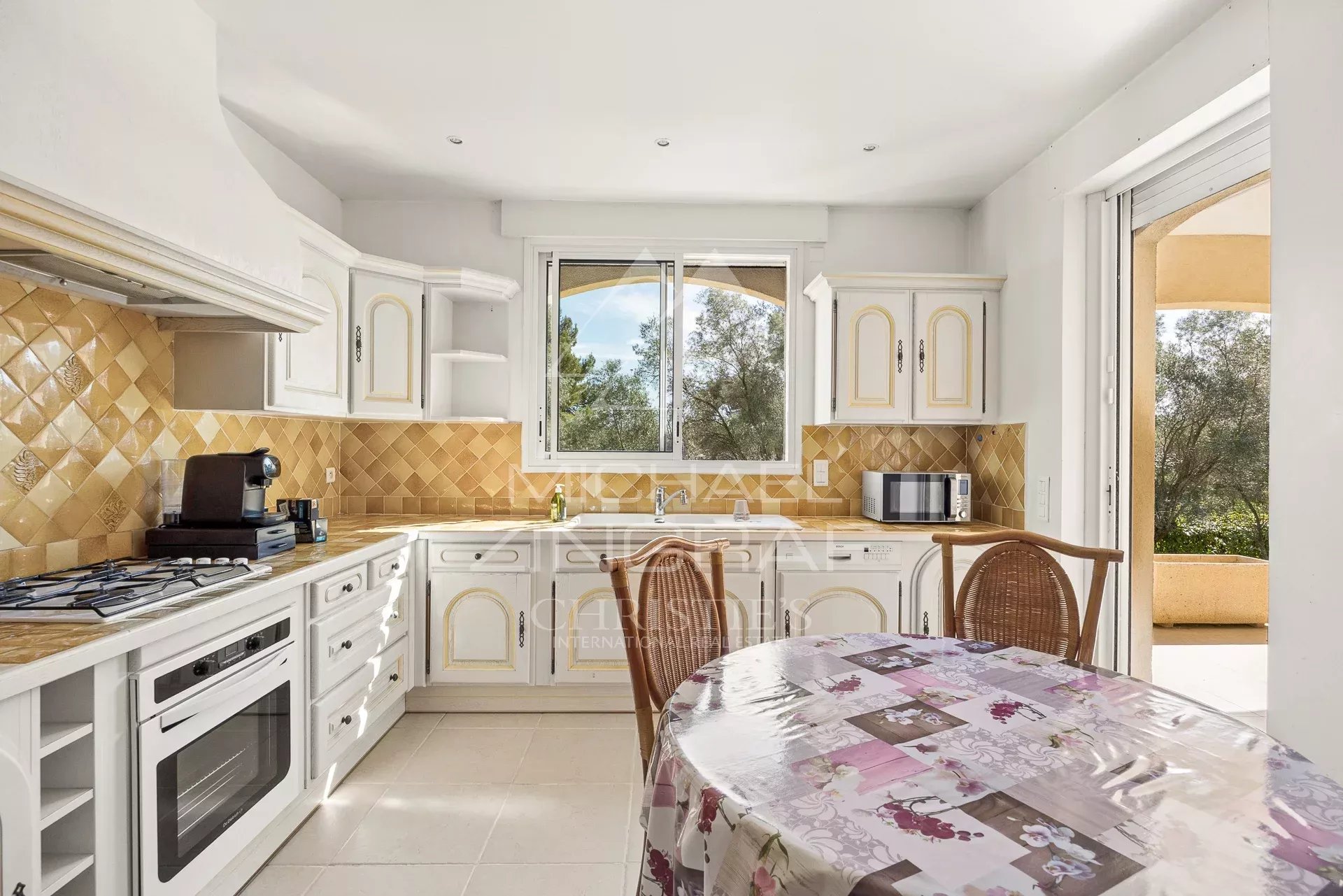 Antibes - Villa - Geschlossene Wohnanlage