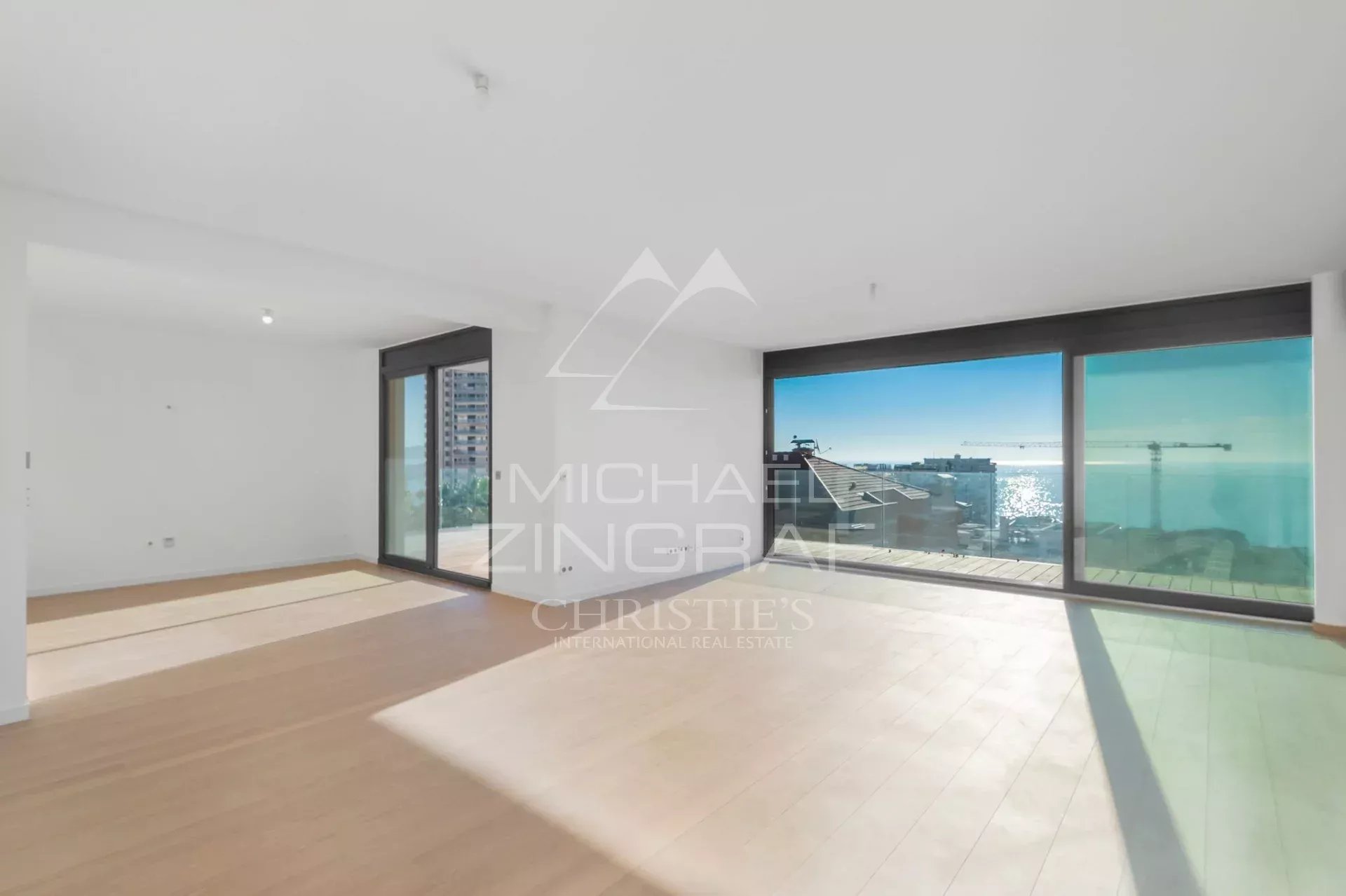 Beausoleil – Penthouse neuf proche Monaco